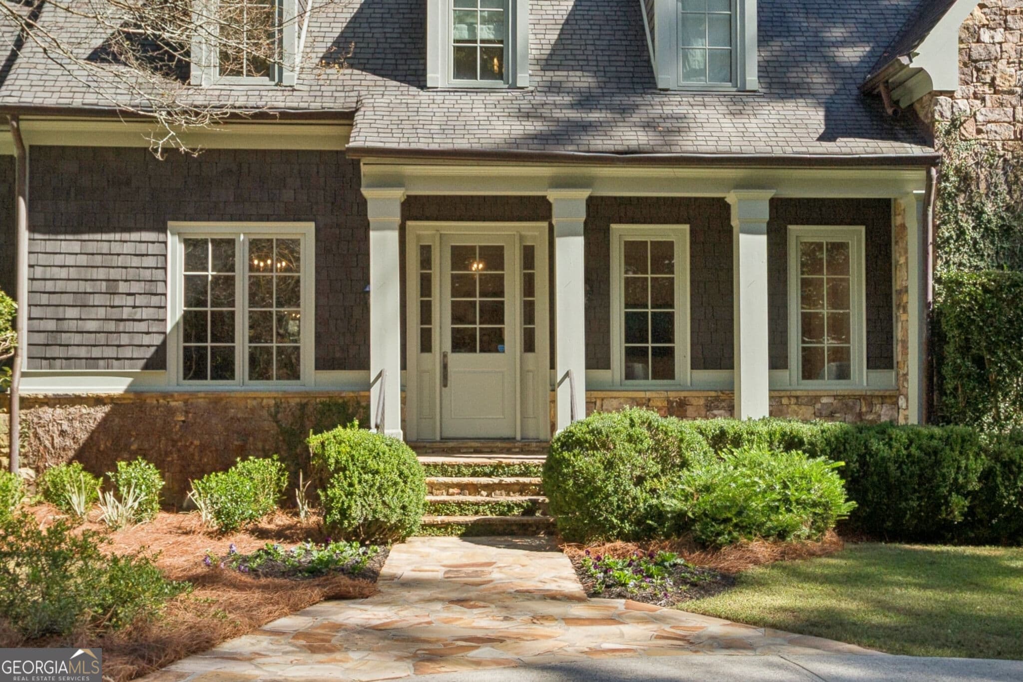 6 bedroom, 6.5 bathroom, 5,282 sq ft single family residence for sale at 4065 Beechwood Drive, Atlanta, GA 30327 — photo 4