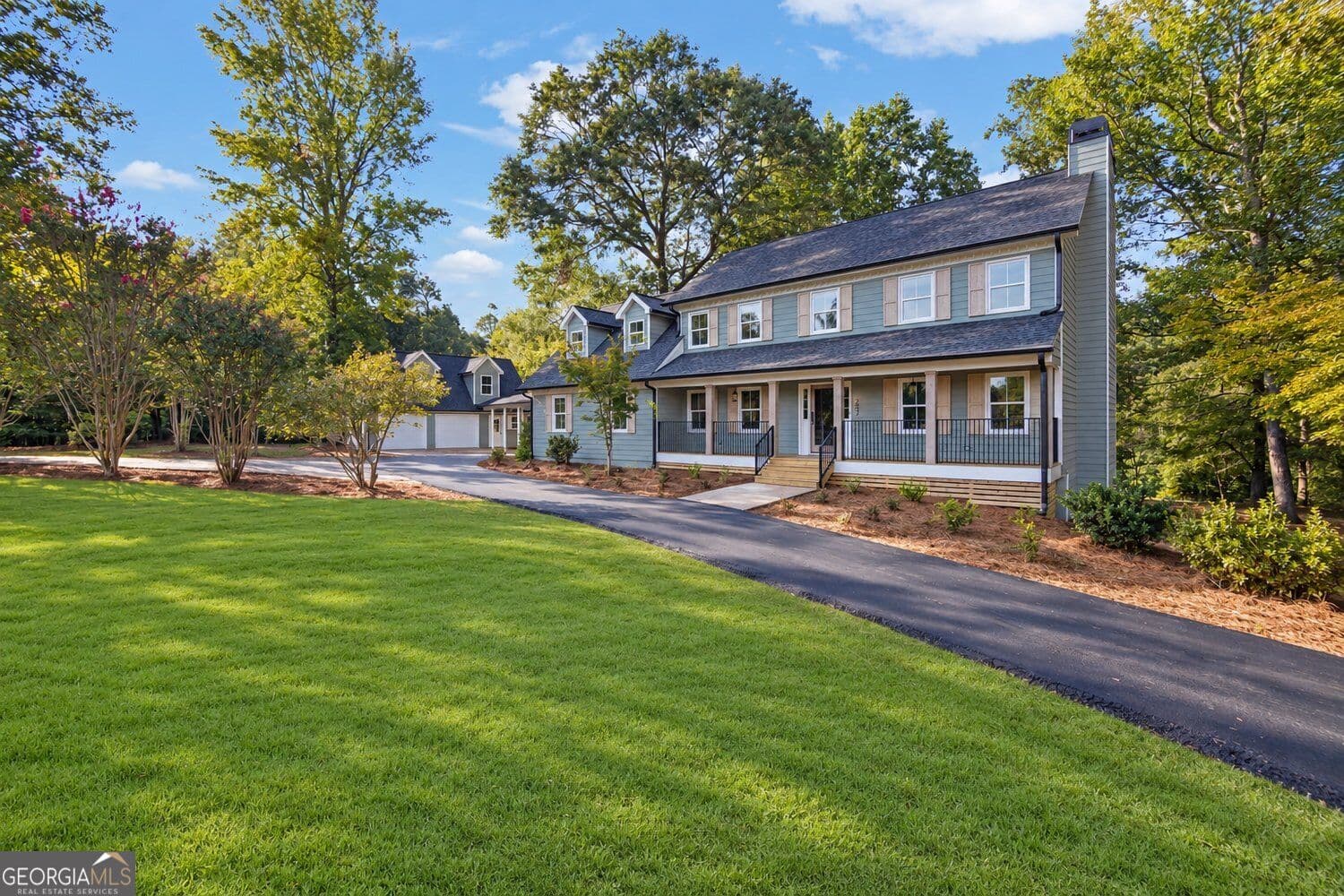7 bedroom, 5.5 bathroom, 6,000 sq ft single family residence for sale at 287 Rising Star Road, Fayetteville, GA 30215 — photo 1 of 69