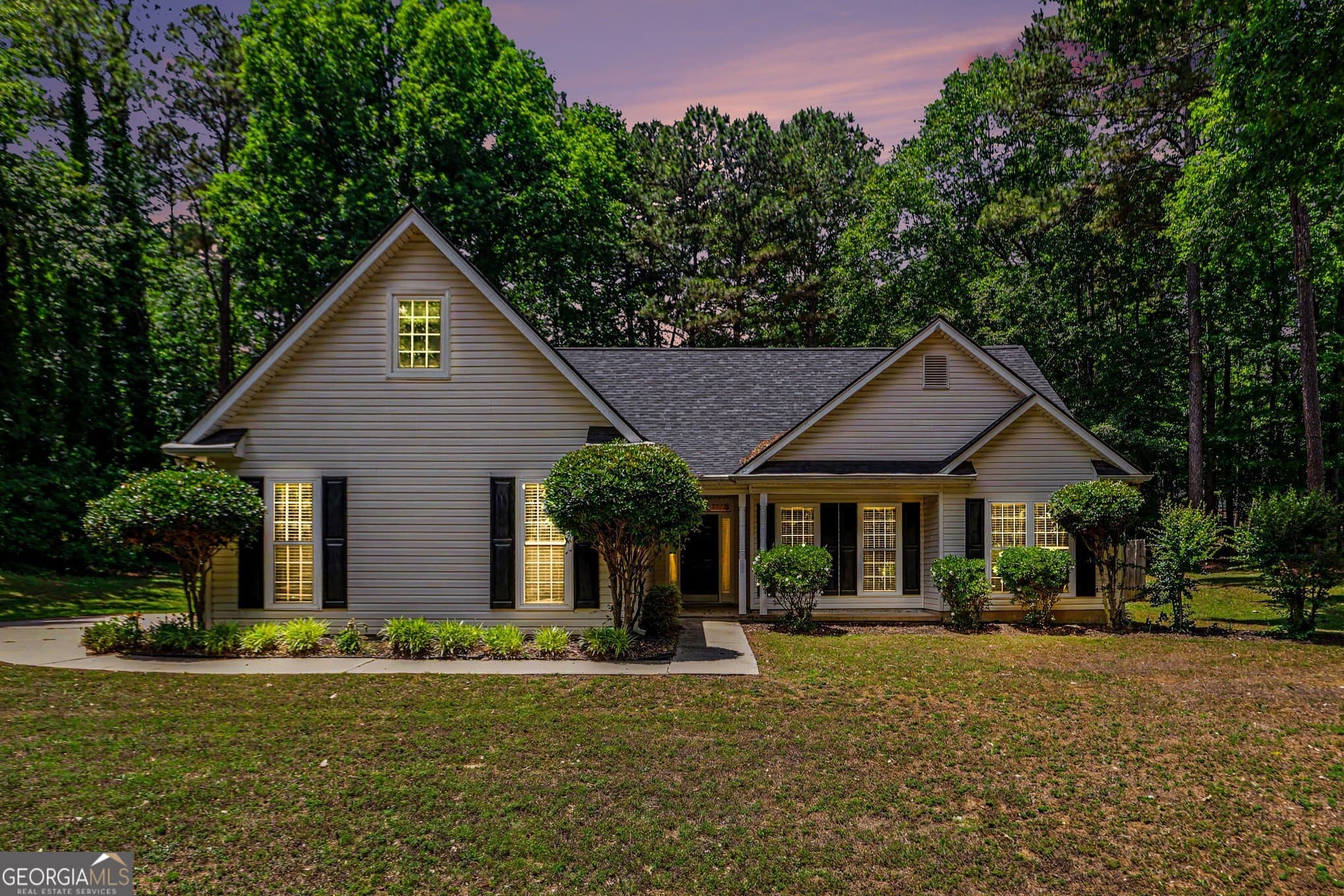 3 bedroom, 2 bathroom, 2,041 sq ft single family residence sold at 35 Wenham Lane, Sharpsburg, GA 30277