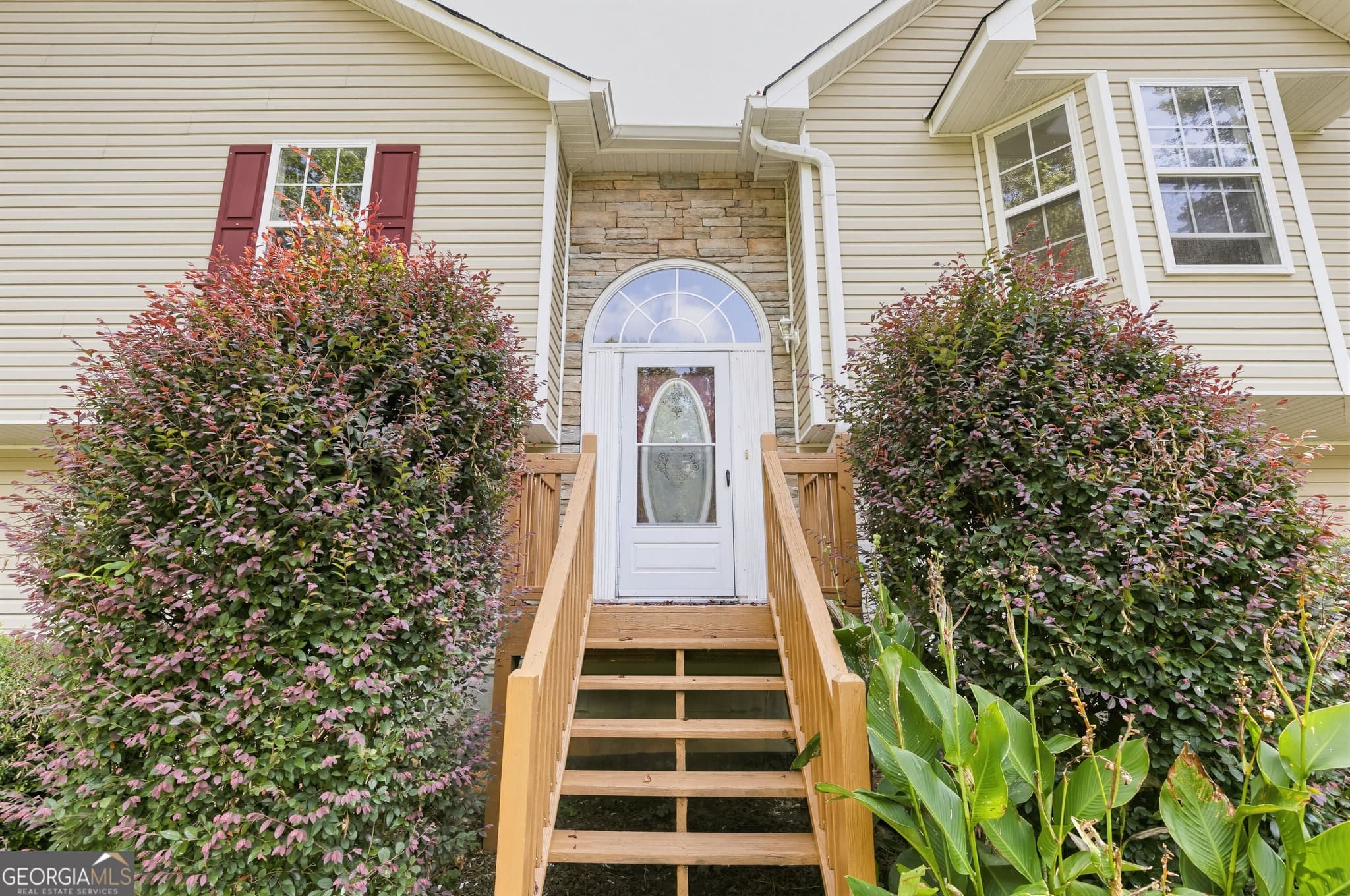 3 bedroom, 2 bathroom, 1,883 sq ft single family residence for sale at 285 Pine Needle Trail, Villa Rica, GA 30180 — photo 3