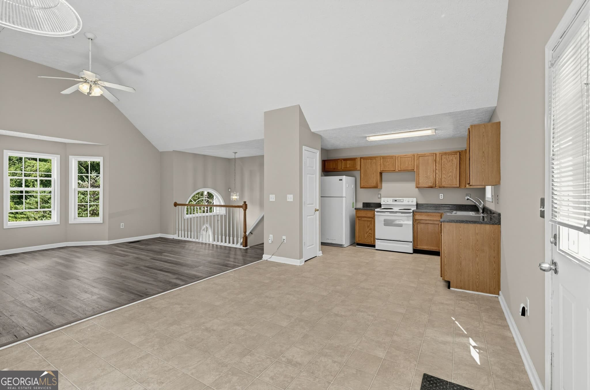 3 bedroom, 2 bathroom, 1,883 sq ft single family residence for sale at 285 Pine Needle Trail, Villa Rica, GA 30180 — photo 8