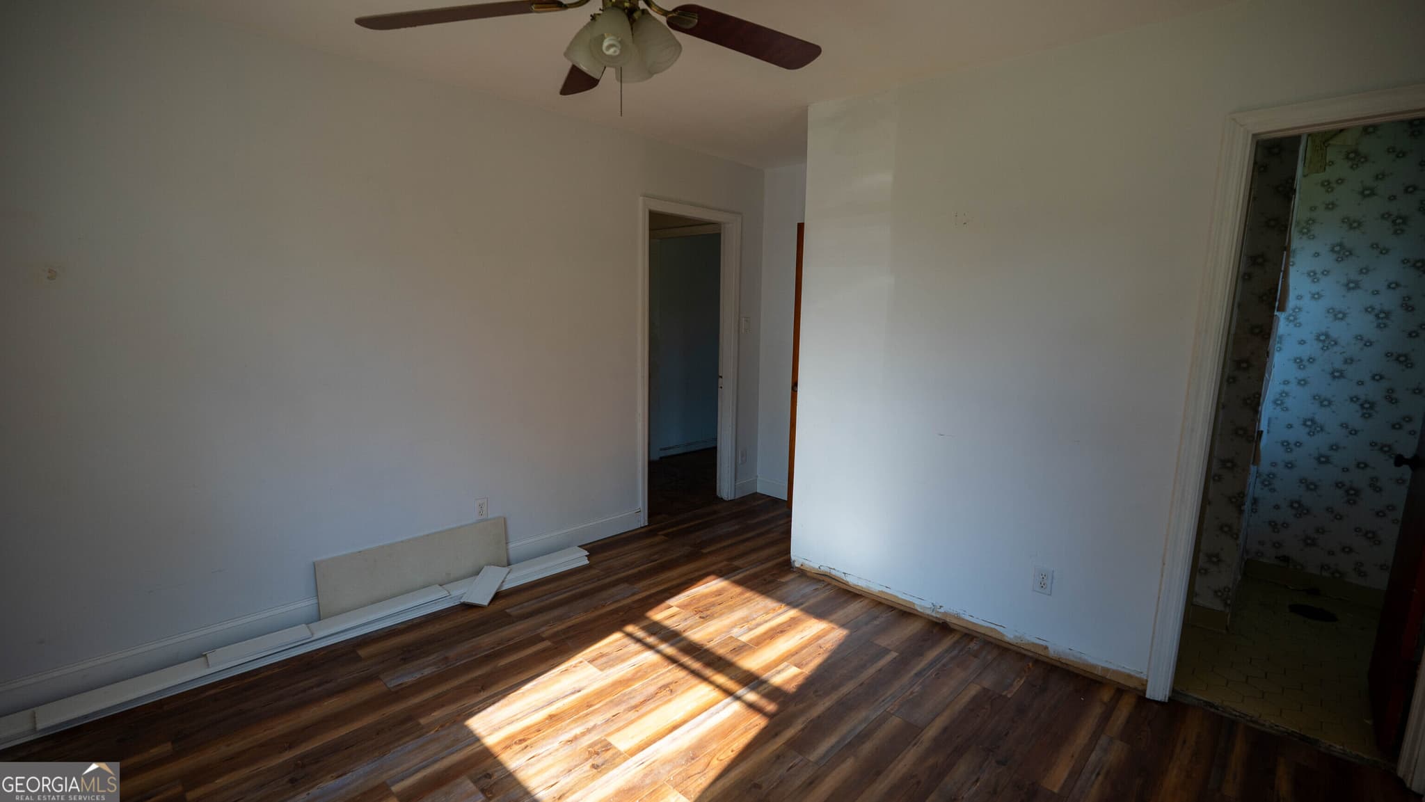 3 bedroom, 2 bathroom, 1,450 sq ft single family residence for sale at 204 Commonwealth Avenue, Port Wentworth, GA 31407 — photo 4