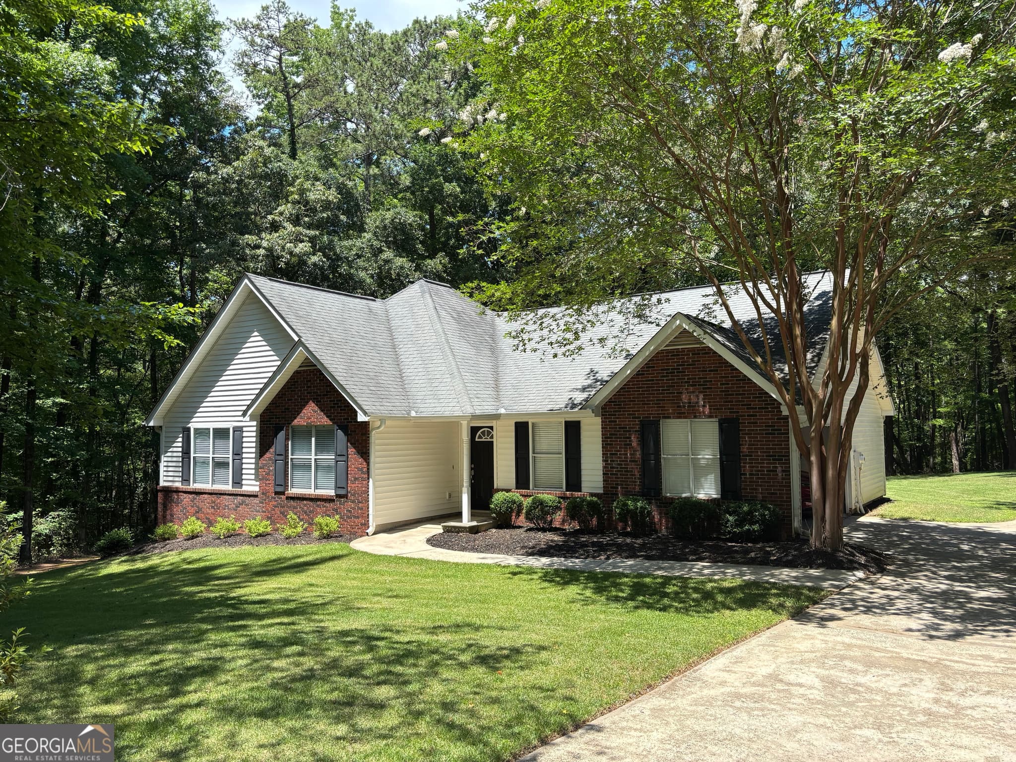 4 bedroom, 2 bathroom, 2,150 sq ft single family residence sold at 40 Frances Turn, Sharpsburg, GA 30277