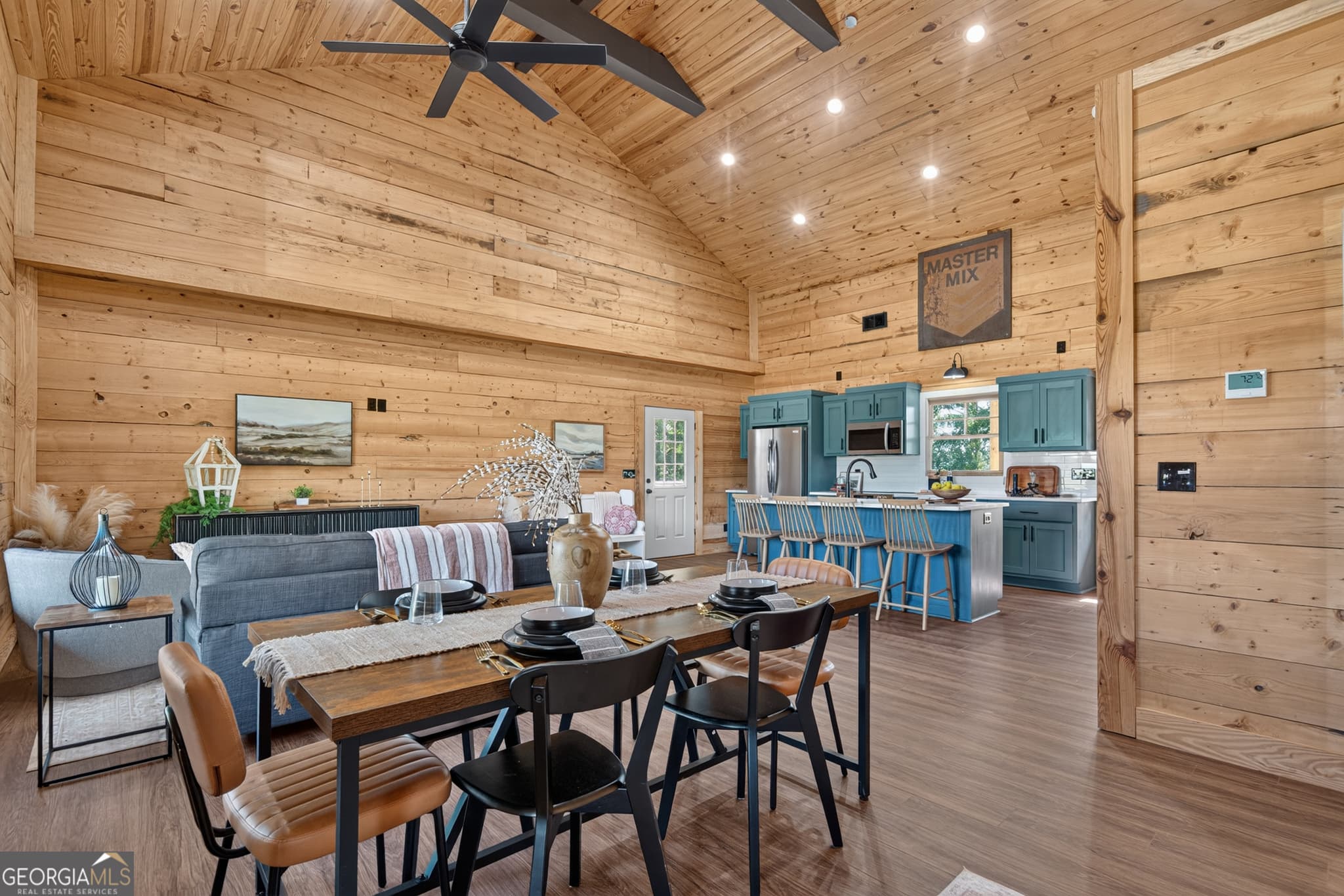 4 bedroom, 2.5 bathroom, 2,788 sq ft single family residence under contract at 130 Wesley Chapel Road, Eatonton, GA 31024 — photo 8