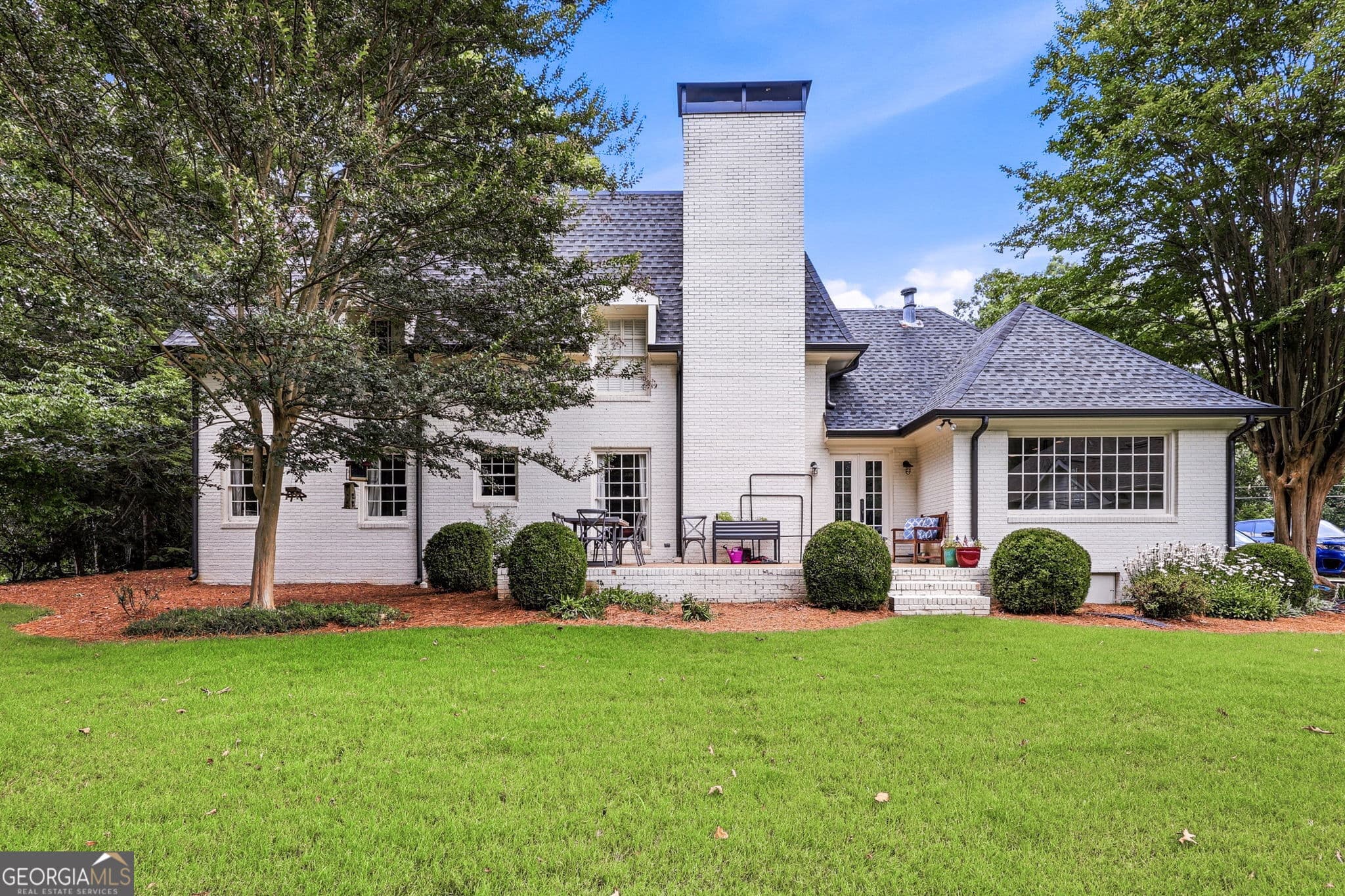 5 bedroom, 3.5 bathroom, 3,152 sq ft single family residence for sale at 197 Club Drive, Gainesville, GA 30506 — photo 10