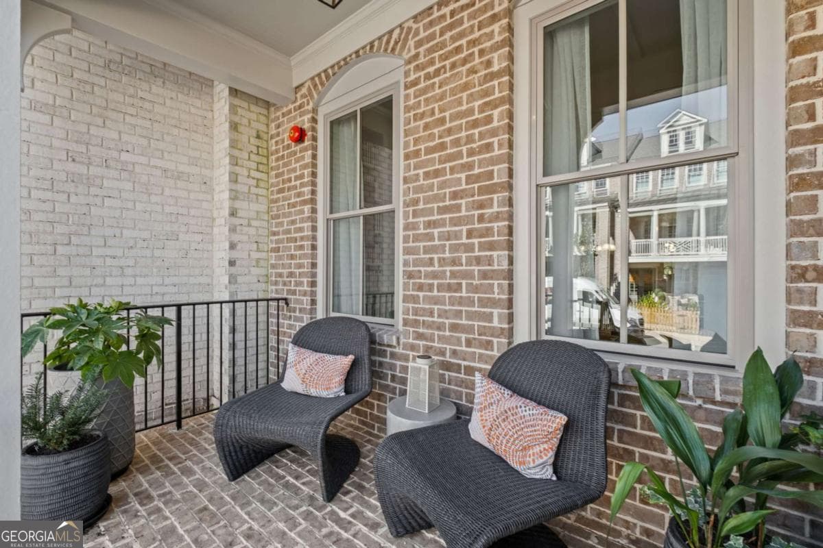 3 bedroom, 4.5 bathroom, 3,720 sq ft townhouse for sale at 580 Brashy Street, Woodstock, GA 30188 — photo 5