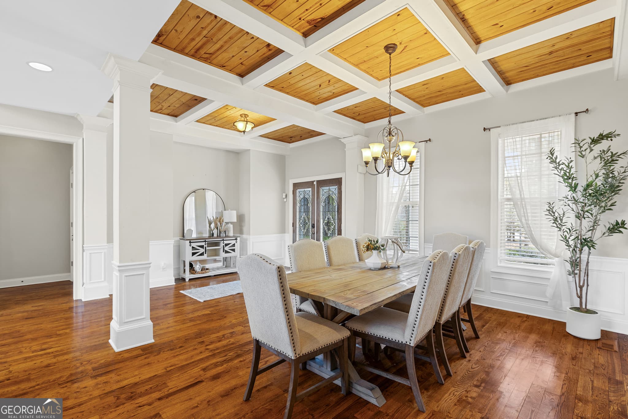 6 bedroom, 4.5 bathroom, 4,986 sq ft single family residence for sale at 9810 Walnut Grove Trail, Villa Rica, GA 30180 — photo 5