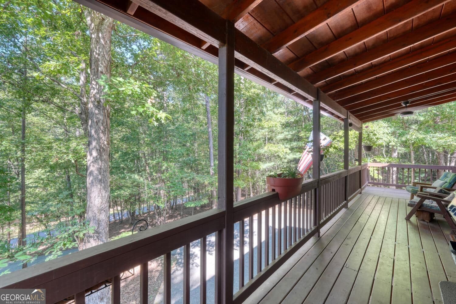 3 bedroom, 3 bathroom, 1,948 sq ft cabin,single family residence for sale at 158 Alicia Lane, Blairsville, GA 30512 — photo 5
