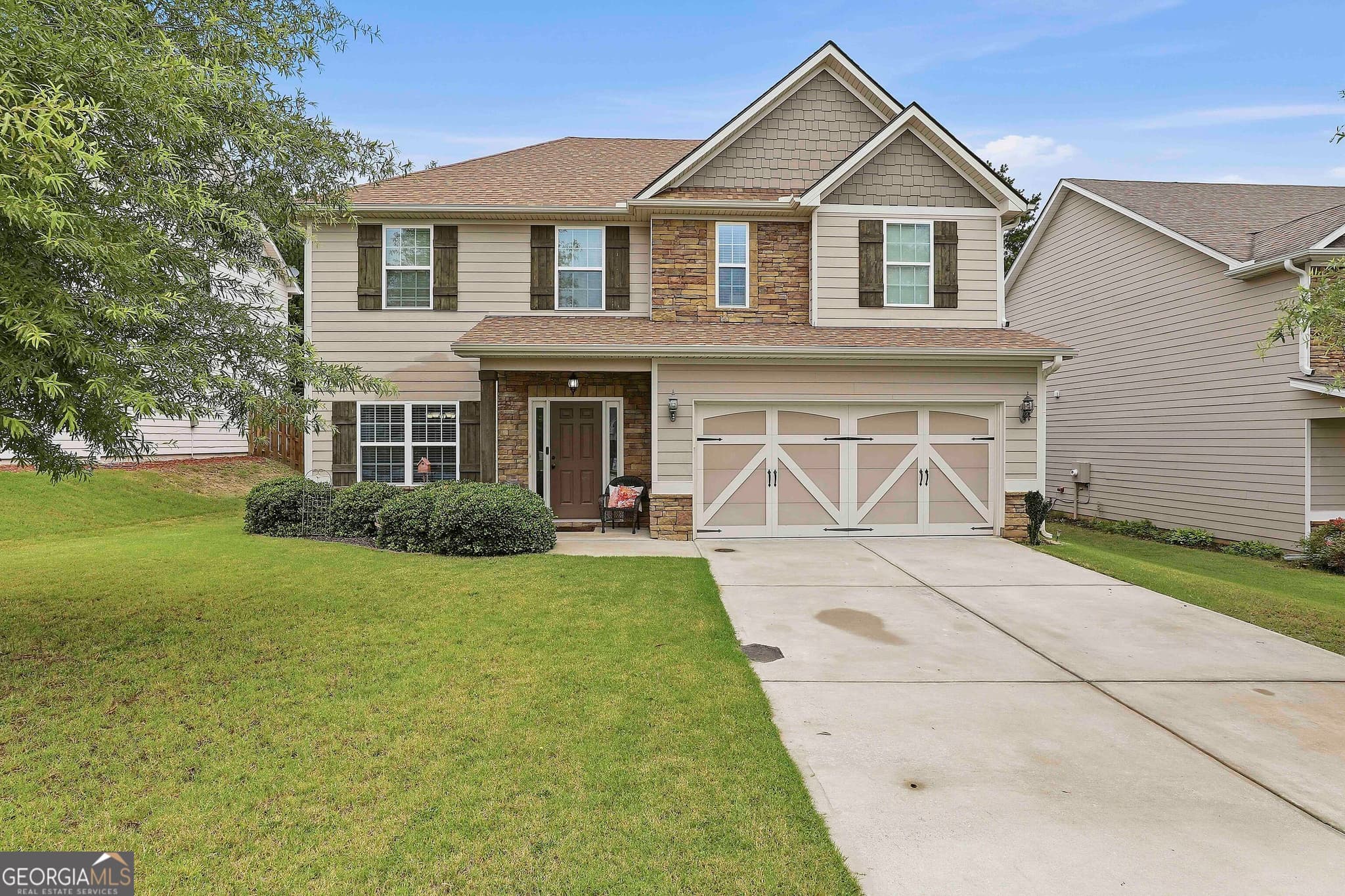 4 bedroom, 2.5 bathroom, 2,486 sq ft single family residence for sale at 313 Briandwood Drive, Newnan, GA 30265