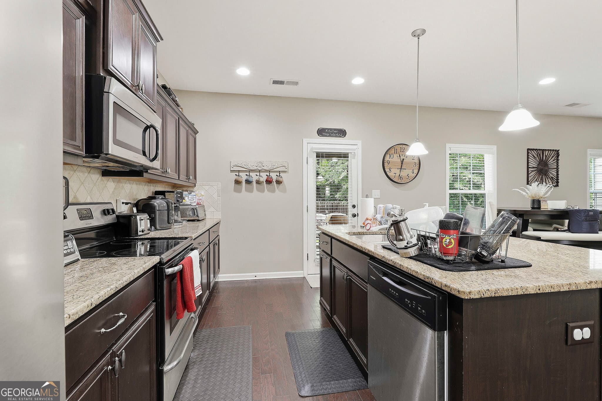 4 bedroom, 2.5 bathroom, 2,486 sq ft single family residence for sale at 313 Briandwood Drive, Newnan, GA 30265 — photo 10