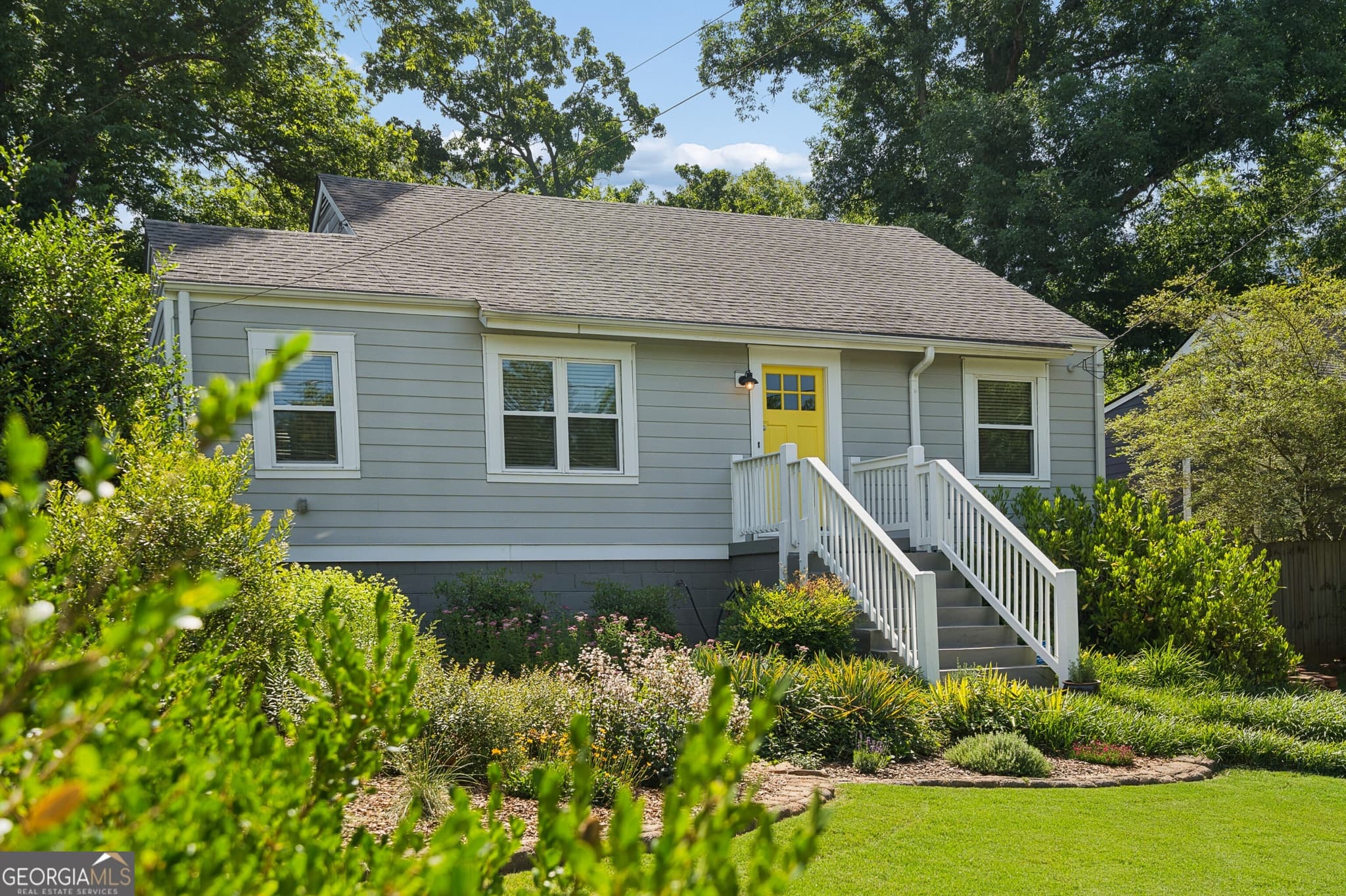 2 bedroom, 1 bathroom, 1,034 sq ft single family residence sold at 728 Blake Avenue, Atlanta, GA 30316