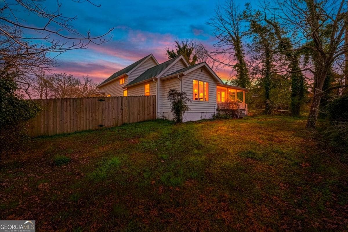 3 bedroom, 2.5 bathroom, 1,946 sq ft single family residence for sale at 314 Holley Street, Demorest, GA 30535 — photo 2