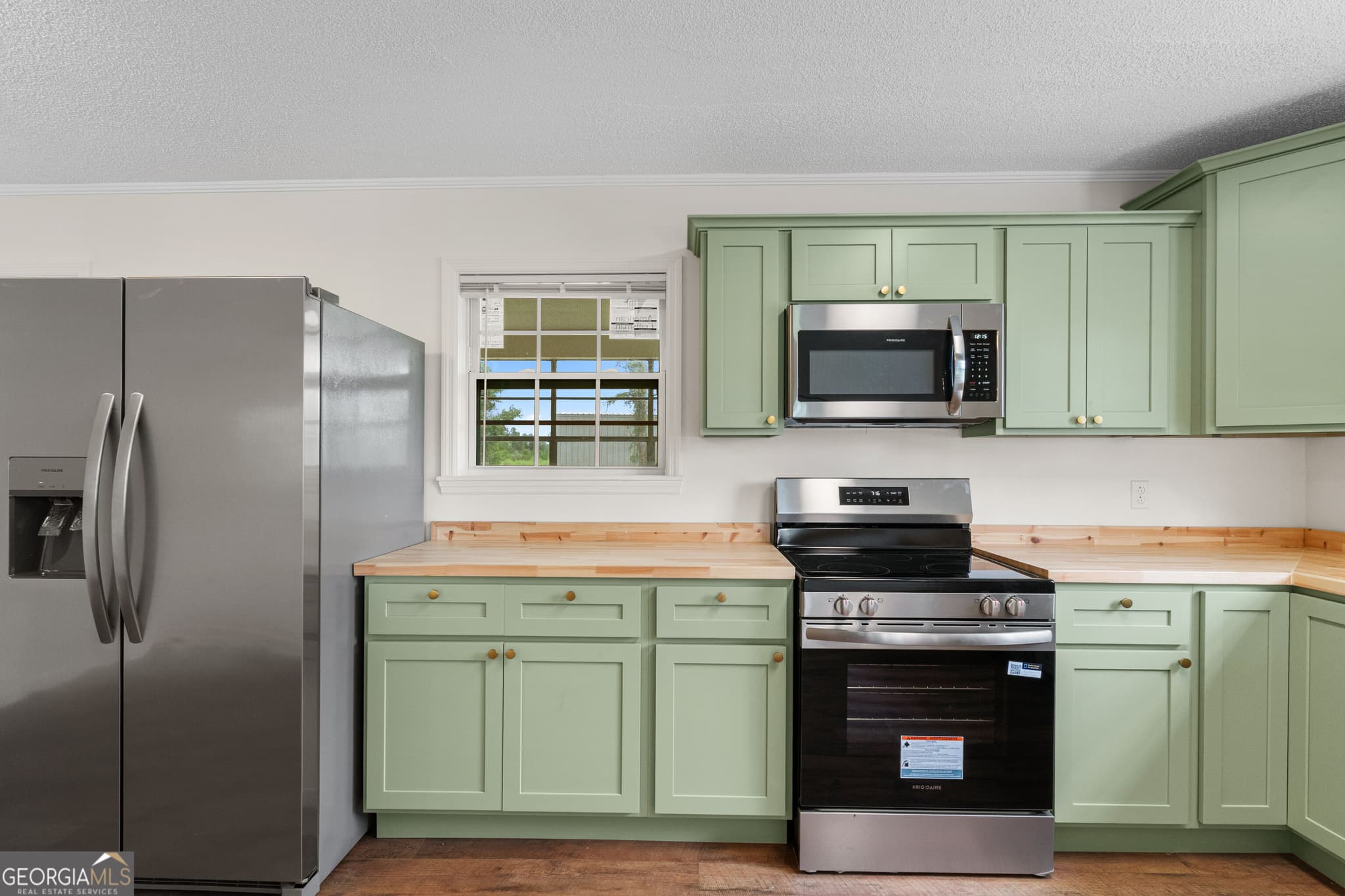 3 bedroom, 1 bathroom, 1,230 sq ft single family residence for sale at 291 Cuttings Loop Road, Homerville, GA 31634 — photo 5