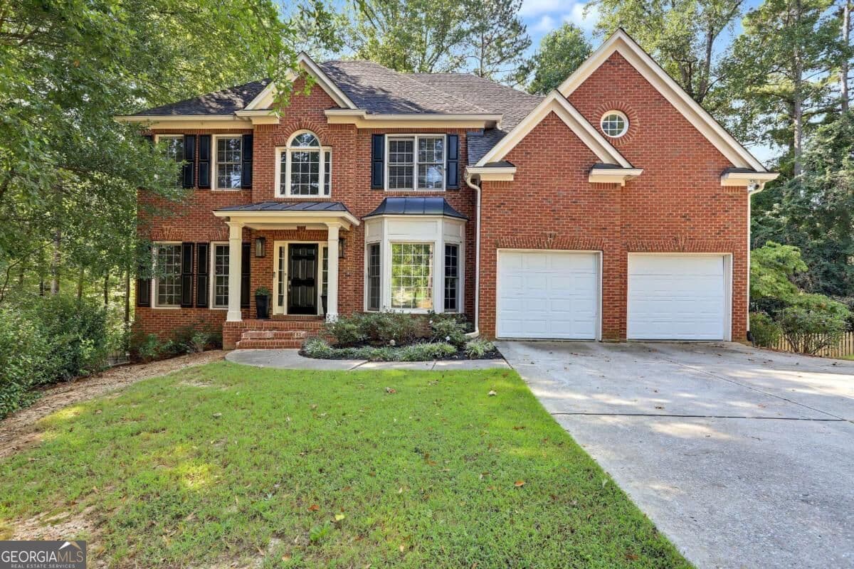 5 bedroom, 3 bathroom, 3,261 sq ft single family residence for sale at 4912 Chimney Oaks Drive, Mableton, GA 30126 — photo 1 of 59