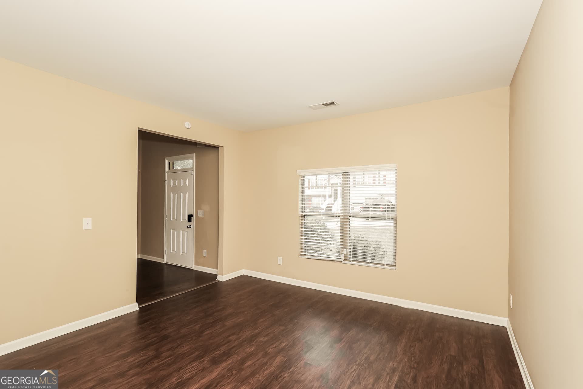 4 bedroom, 2.5 bathroom, 3,690 sq ft single family residence for sale at 2812 Feldspar Way, Riverdale, GA 30296 — photo 5