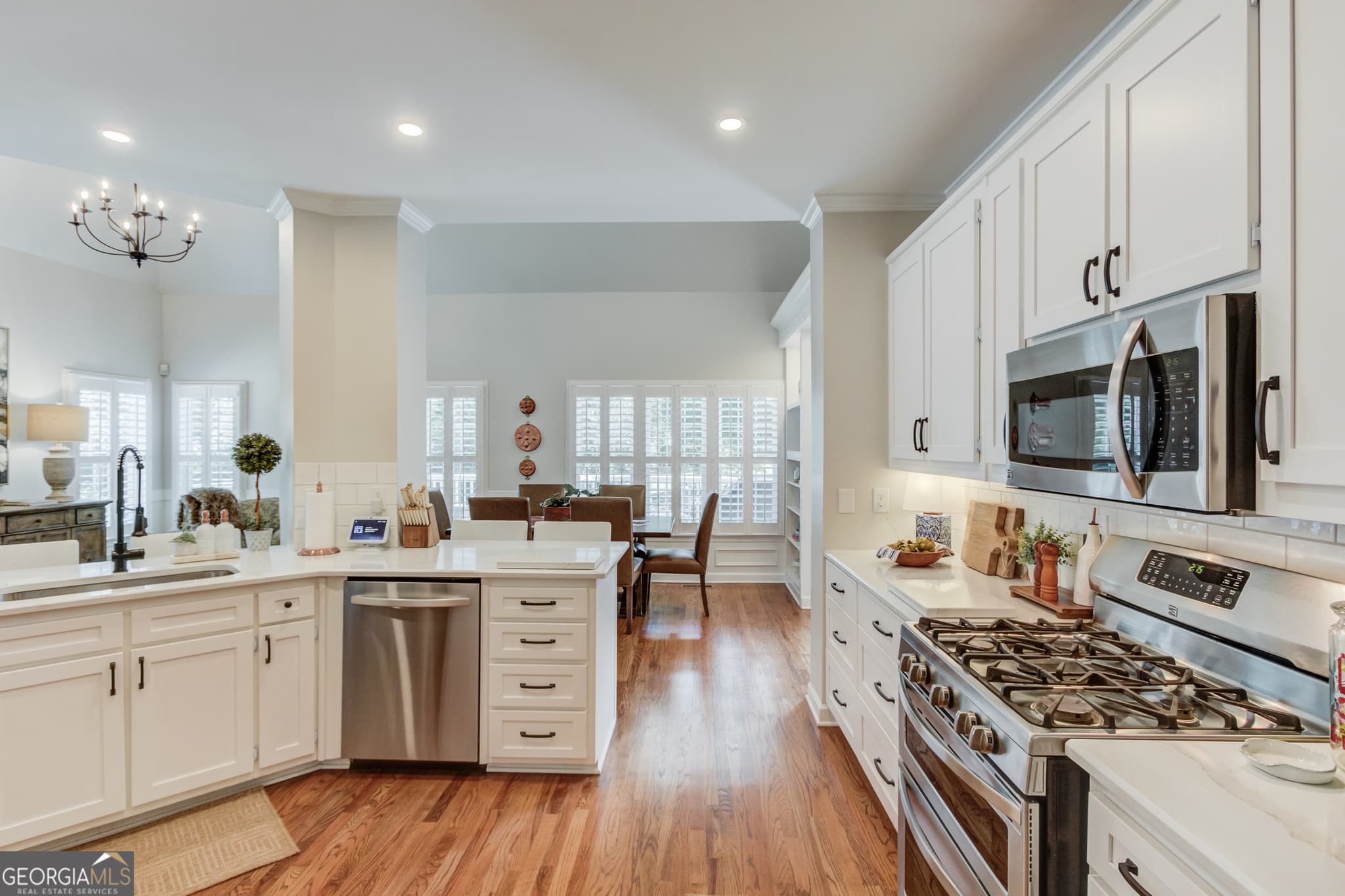 5 bedroom, 3.5 bathroom, 3,734 sq ft single family residence for sale at 281 Providence Club Drive, Monroe, GA 30656 — photo 3