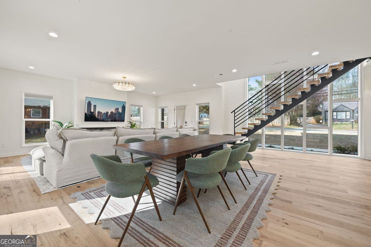 6 bedroom, 5 bathroom, 3,104 sq ft single family residence for sale at 1985 McAfee Road, Decatur, GA 30032 — photo 8
