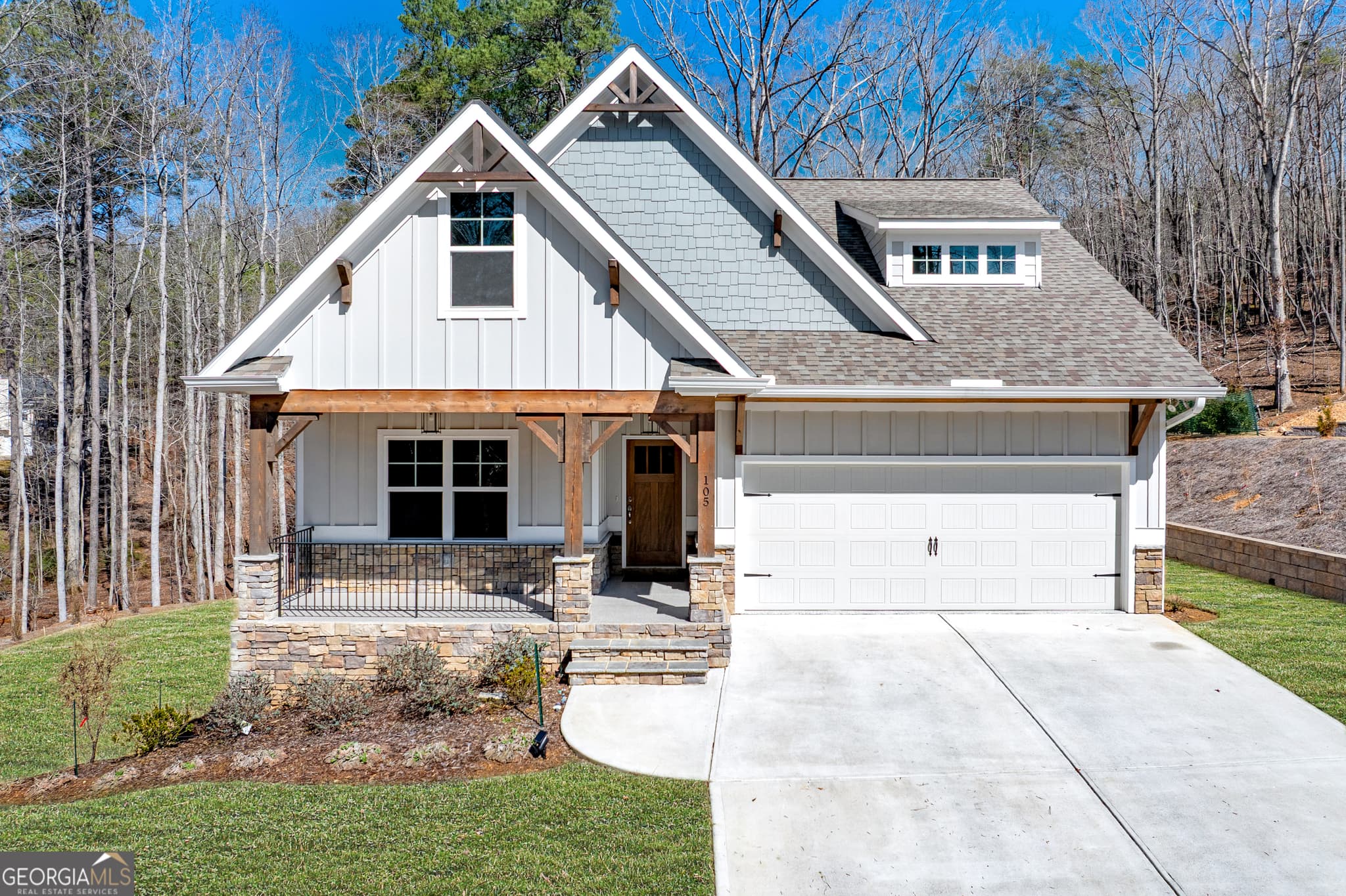4 bedroom, 3 bathroom, 2,600 sq ft single family residence for sale at 105 Franklin Elm Court, Waleska, GA 30183 — photo 2