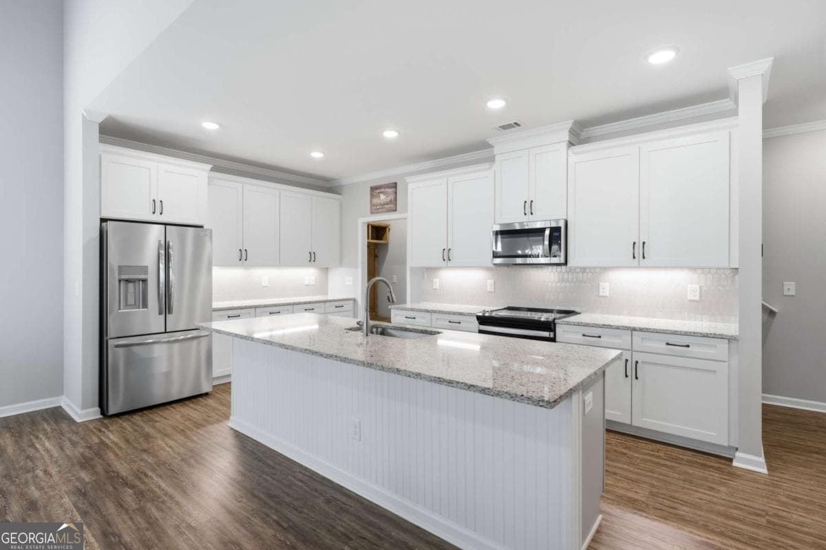 4 bedroom, 3 bathroom, 2,600 sq ft single family residence for sale at 105 Franklin Elm Court, Waleska, GA 30183 — photo 6