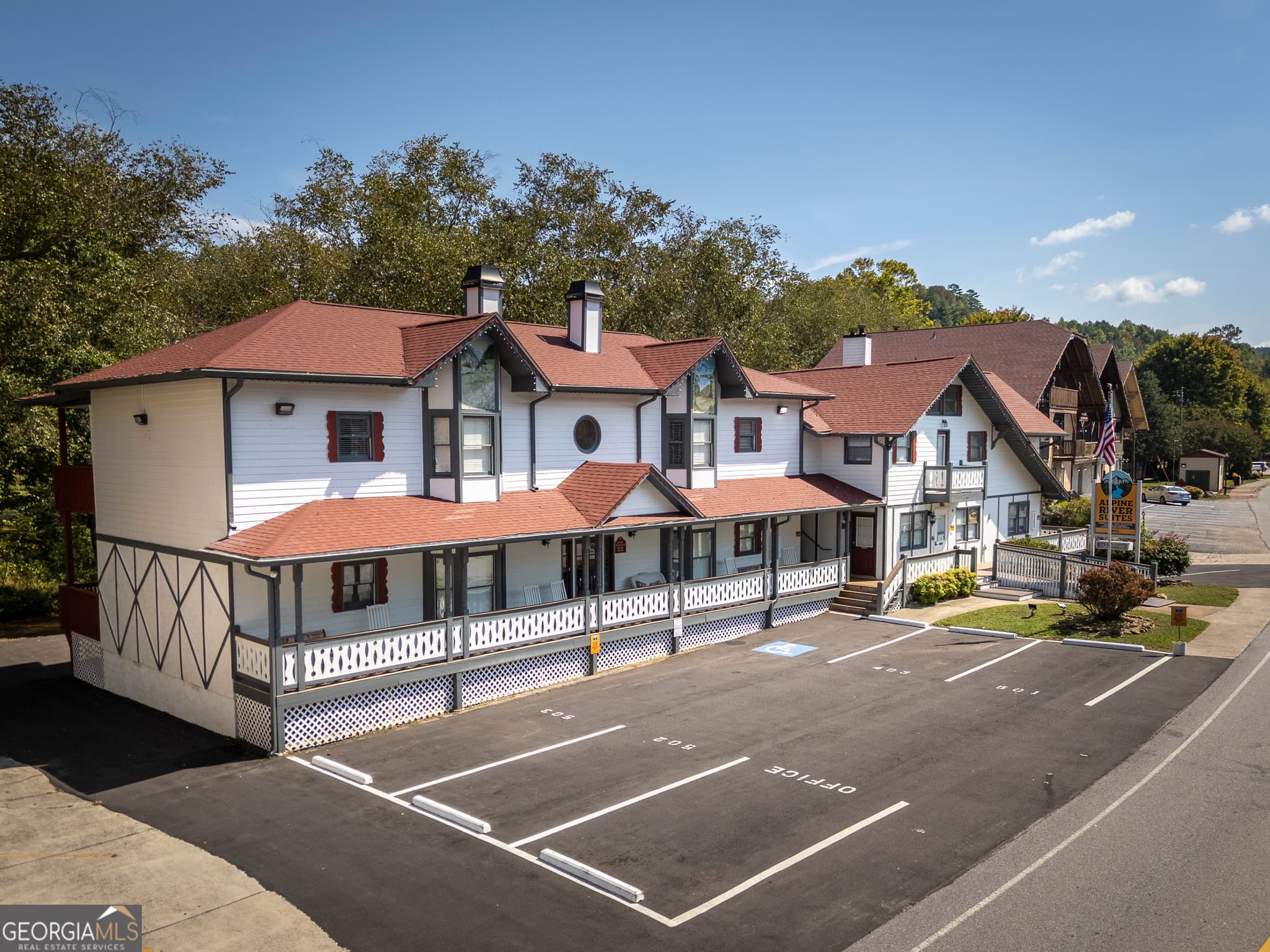 1 bedroom, 1 bathroom conversion for sale at 892 Edelweiss Strasse 504, Helen, GA 30545