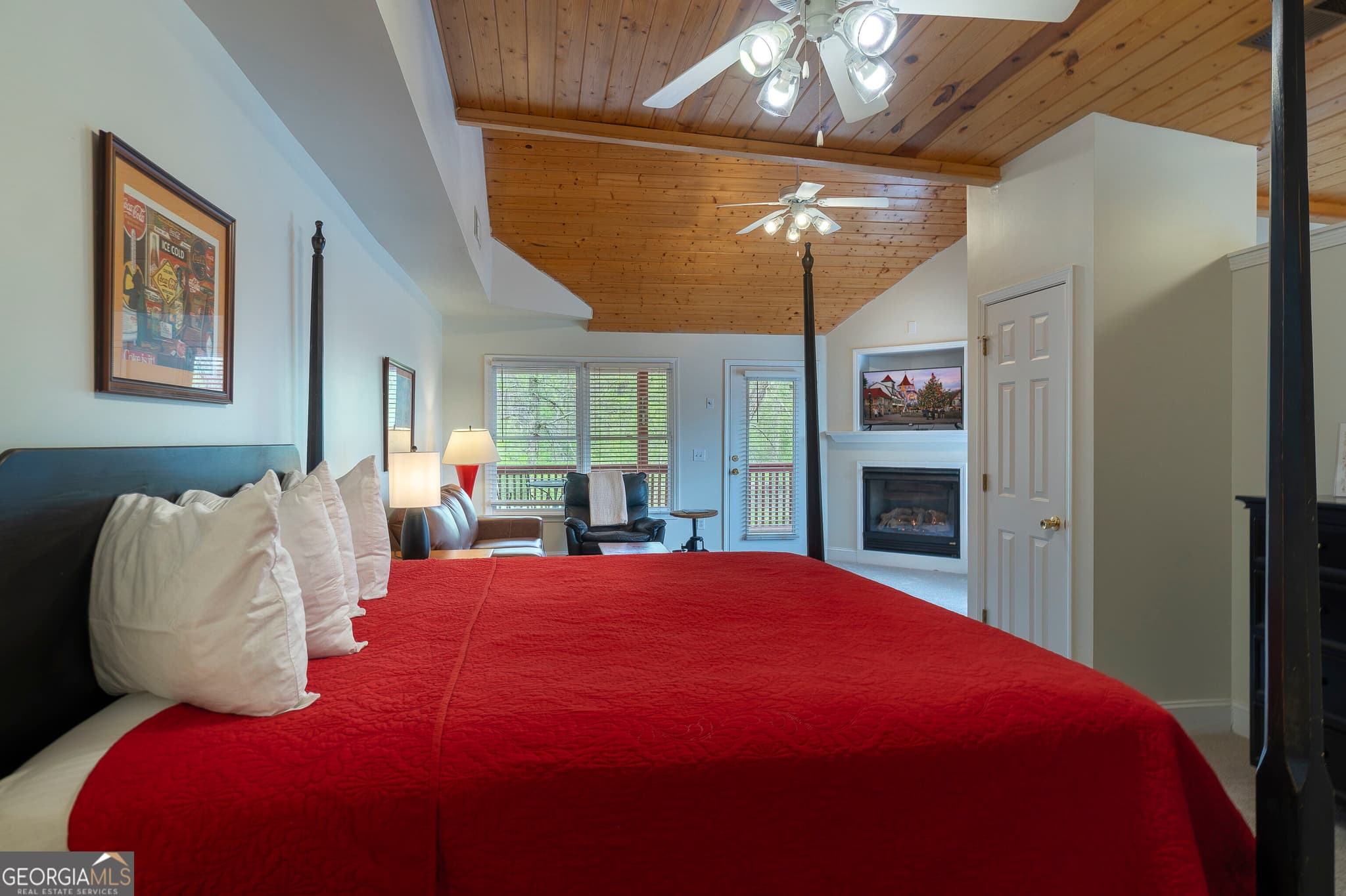 1 bedroom, 1 bathroom conversion for sale at 892 Edelweiss Strasse 504, Helen, GA 30545 — photo 8
