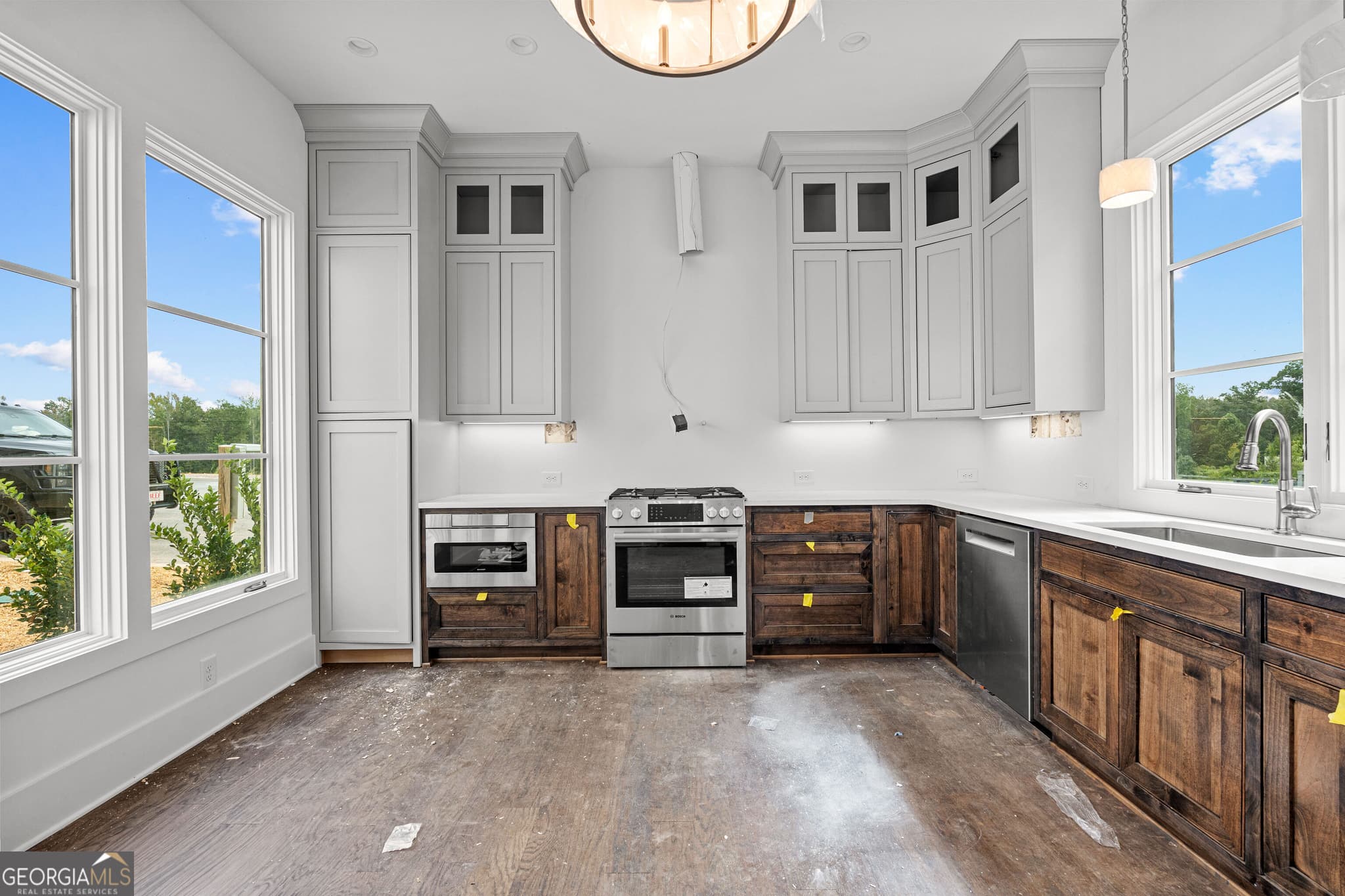2 bedroom, 2.5 bathroom, 1,403 sq ft single family residence for sale at 280 Central Avenue, Fayetteville, GA 30214 — photo 3