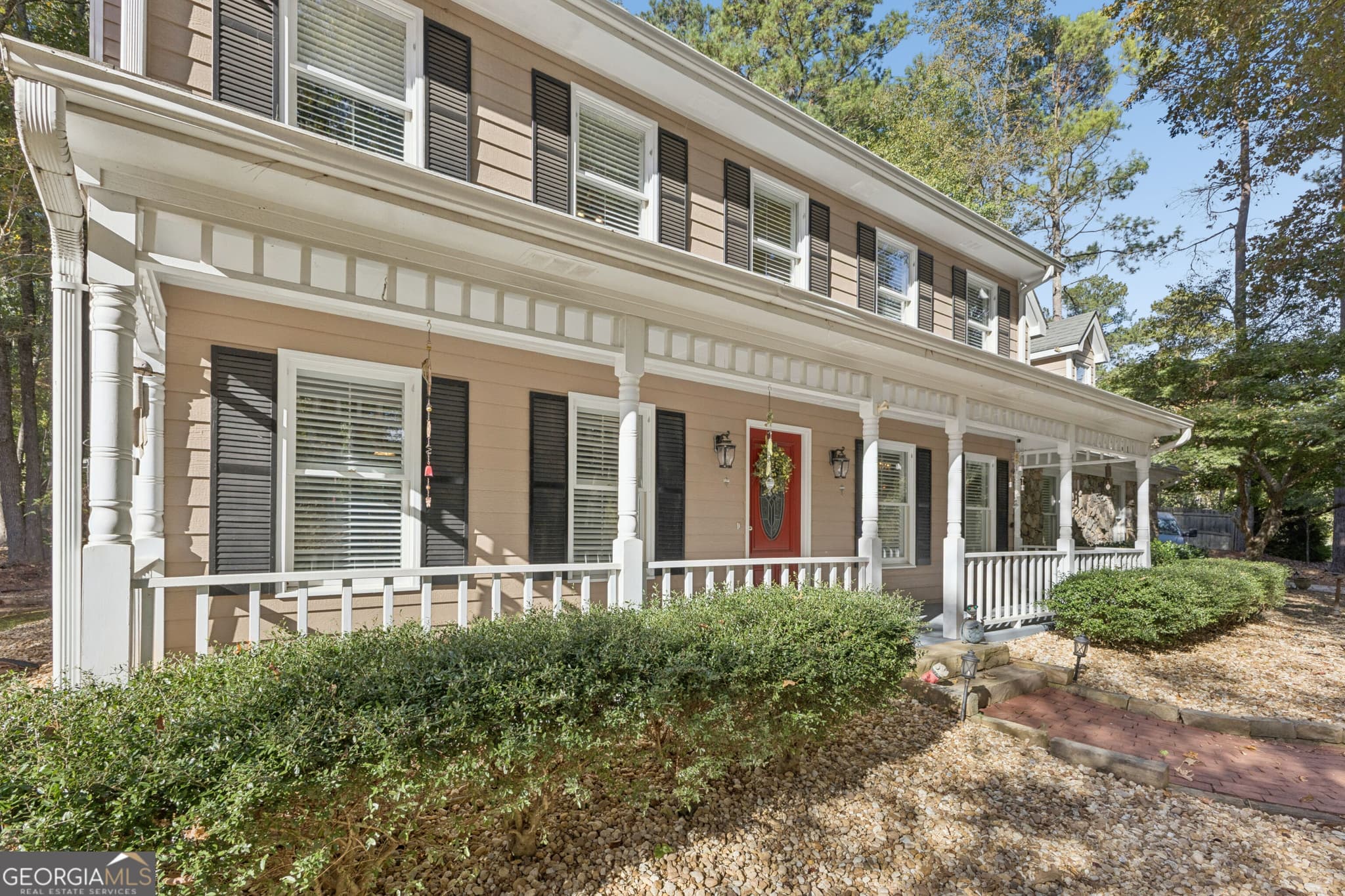 4 bedroom, 2.5 bathroom single family residence for sale at 185 Indian Bluff Drive, Sharpsburg, GA 30277 — photo 2