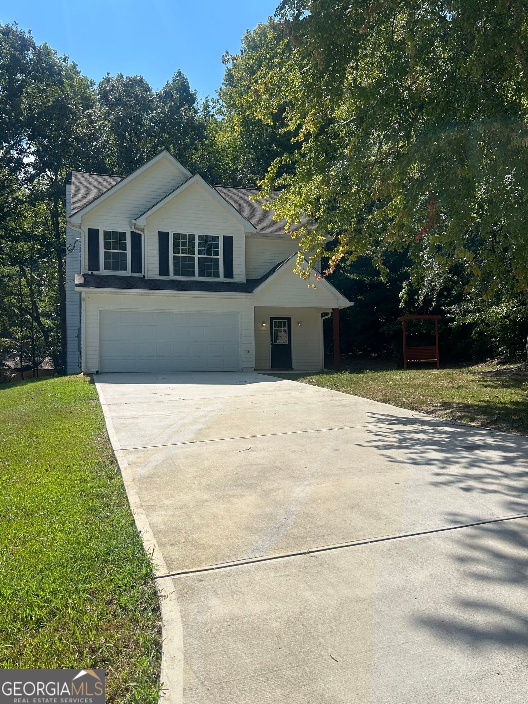 3 bedroom, 2.5 bathroom, 1,679 sq ft single family residence for rent at 7040 Hassana Lane, Fairburn, GA 30213 for $2,500 a month — photo 1 of 23