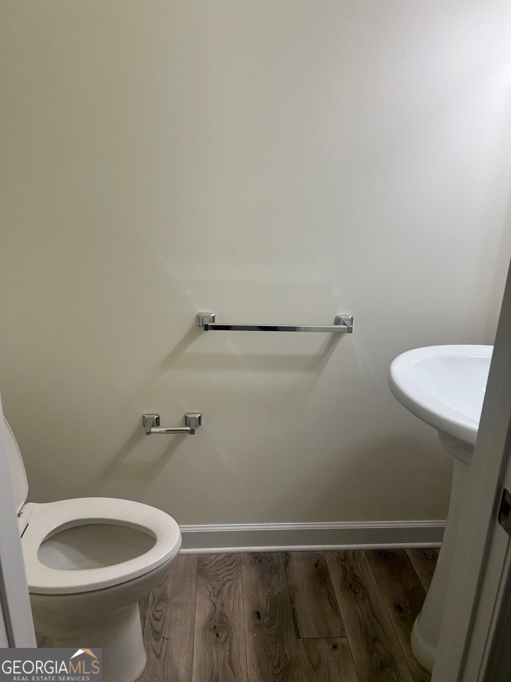 3 bedroom, 2.5 bathroom, 1,679 sq ft single family residence for rent at 7040 Hassana Lane, Fairburn, GA 30213 for $2,500 a month — photo 9