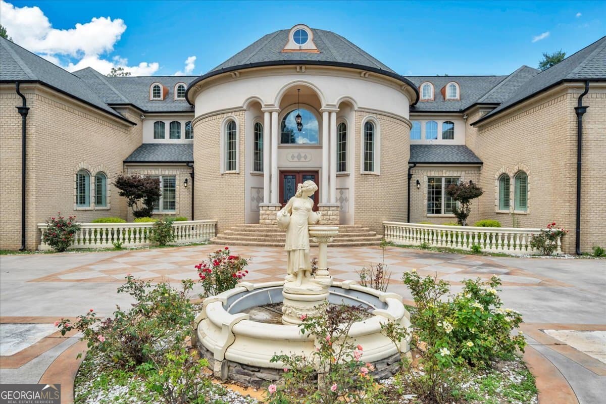 8 bedroom, 7 bathroom, 8,129 sq ft single family residence for sale at 505 Bellerive Court, Macon, GA 31216 — photo 2