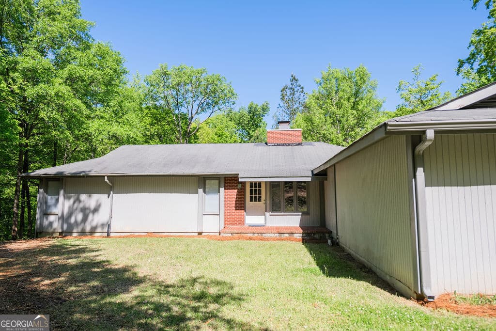 3 bedroom, 2 bathroom, 3,853 sq ft single family residence sold at 531 Byars Drive, Macon, GA 31210