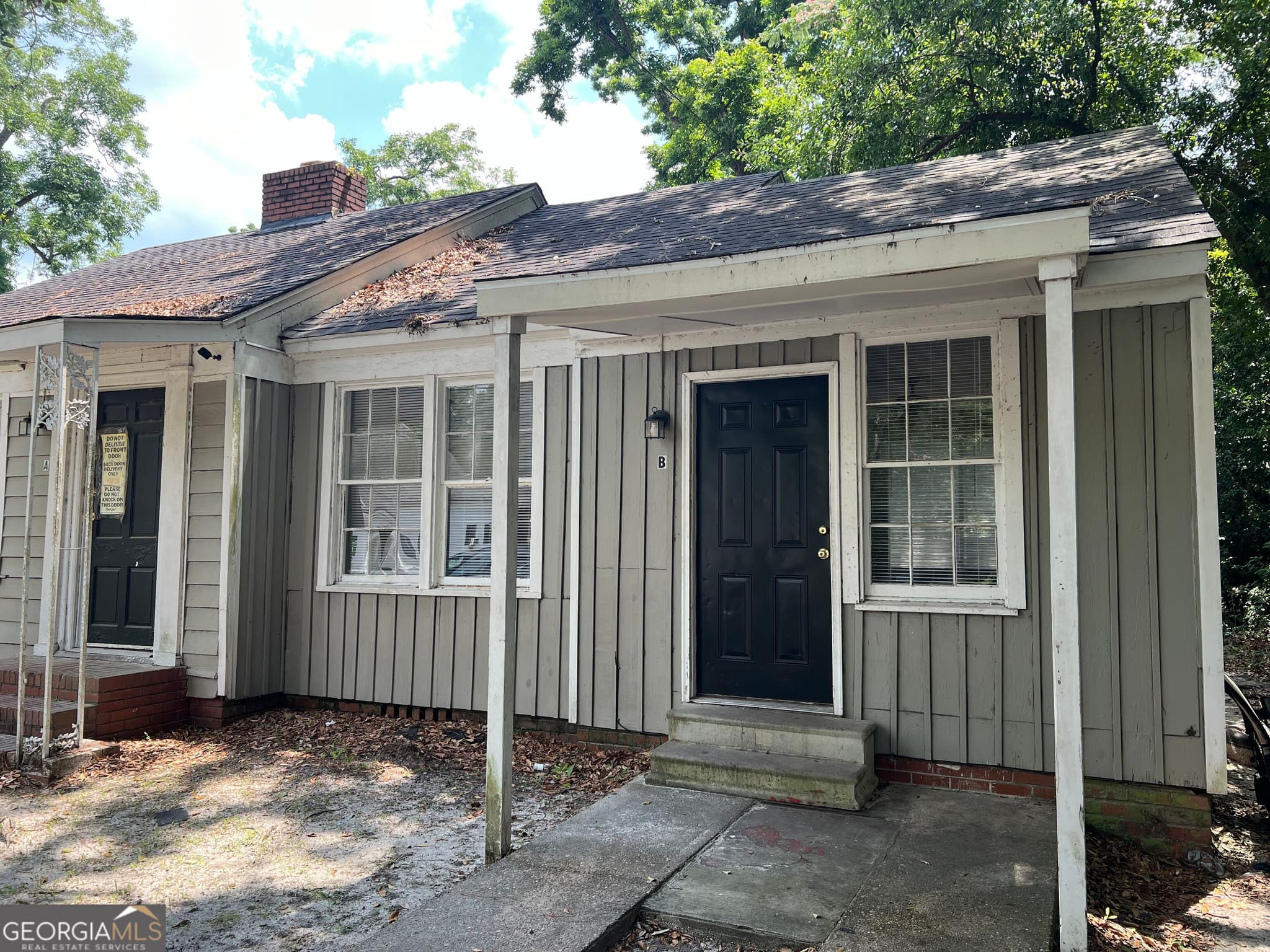 2 bedroom, 1 bathroom, 600 sq ft duplex for rent at 505 Charlton Street B, Valdosta, GA 31601 for $800 a month — photo 1 of 13