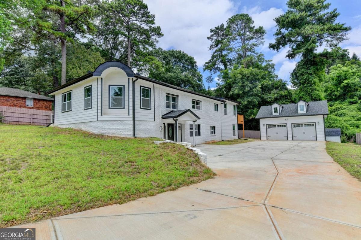 5 bedroom, 5 bathroom, 2,800 sq ft single family residence for sale at 3178 North Druid Hills Road, Decatur, GA 30033 — photo 3