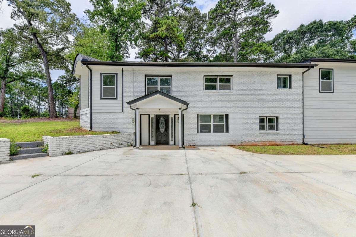 5 bedroom, 5 bathroom, 2,800 sq ft single family residence for sale at 3178 North Druid Hills Road, Decatur, GA 30033 — photo 5