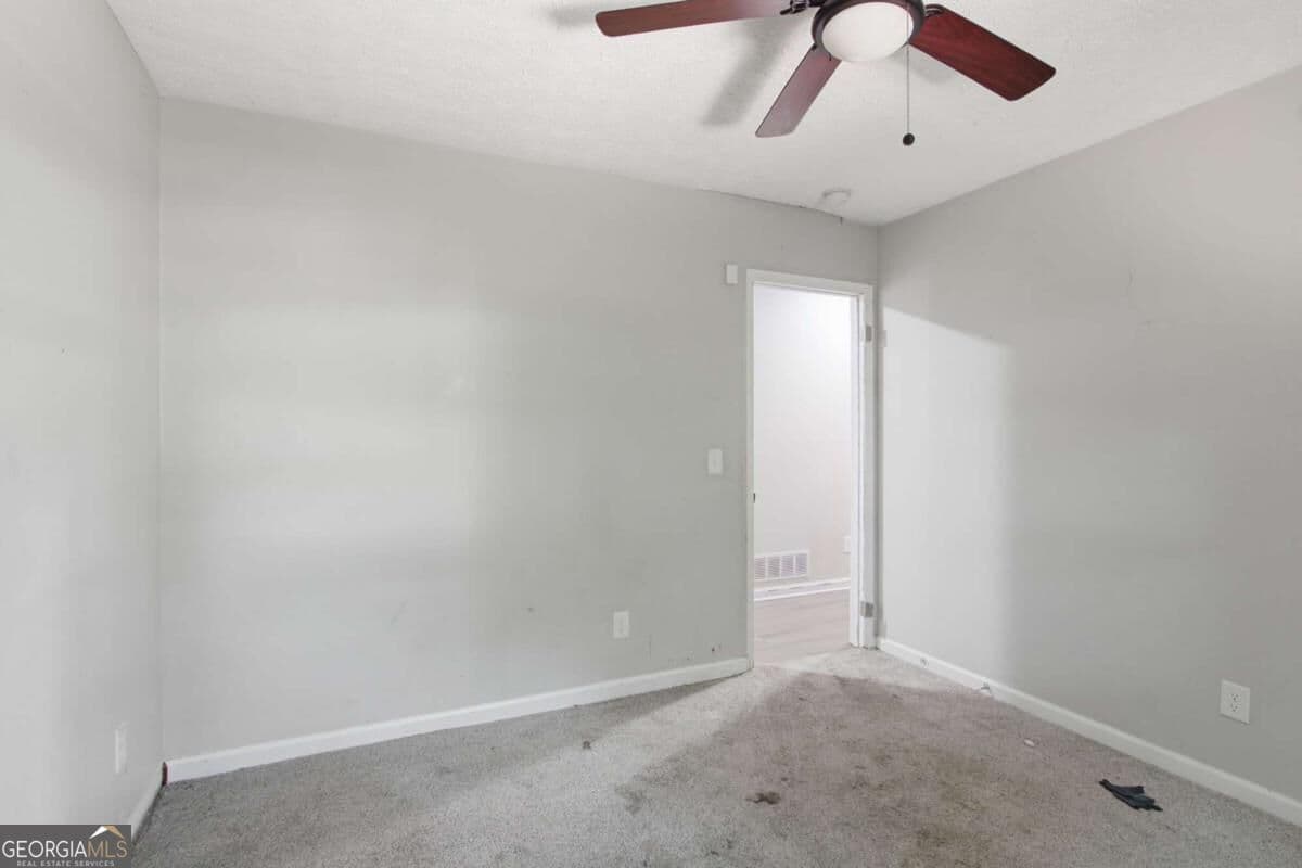 3 bedroom, 2 bathroom, 2,132 sq ft single family residence for sale at 1362 Natchez Trace, Marietta, GA 30008 — photo 10
