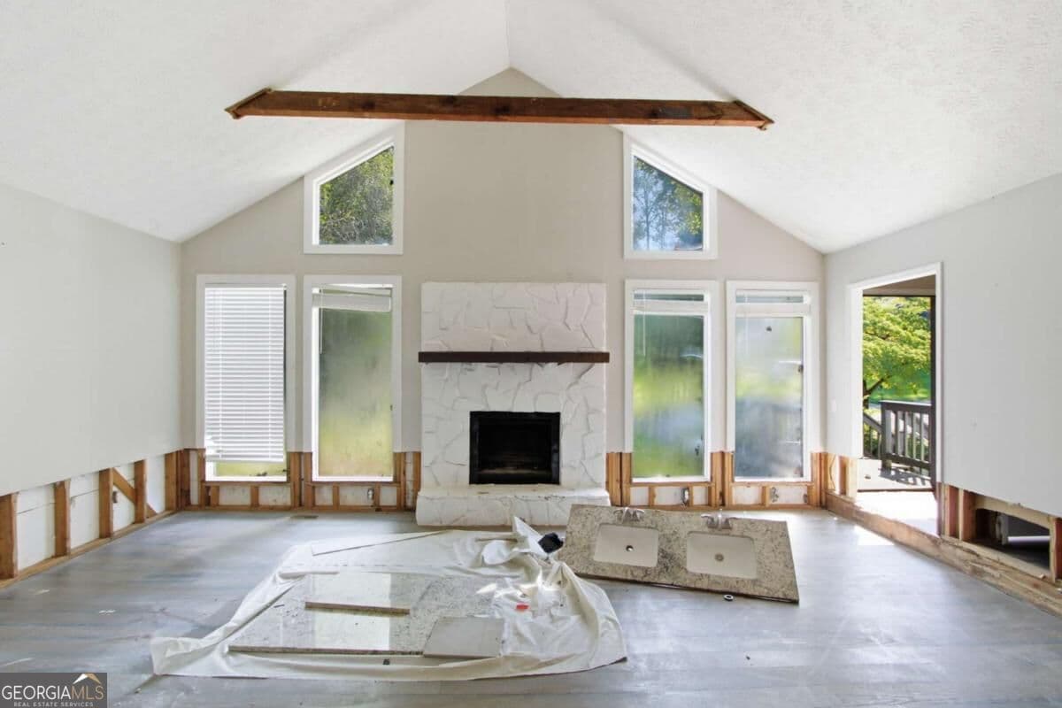 3 bedroom, 2 bathroom, 2,132 sq ft single family residence for sale at 1362 Natchez Trace, Marietta, GA 30008 — photo 4