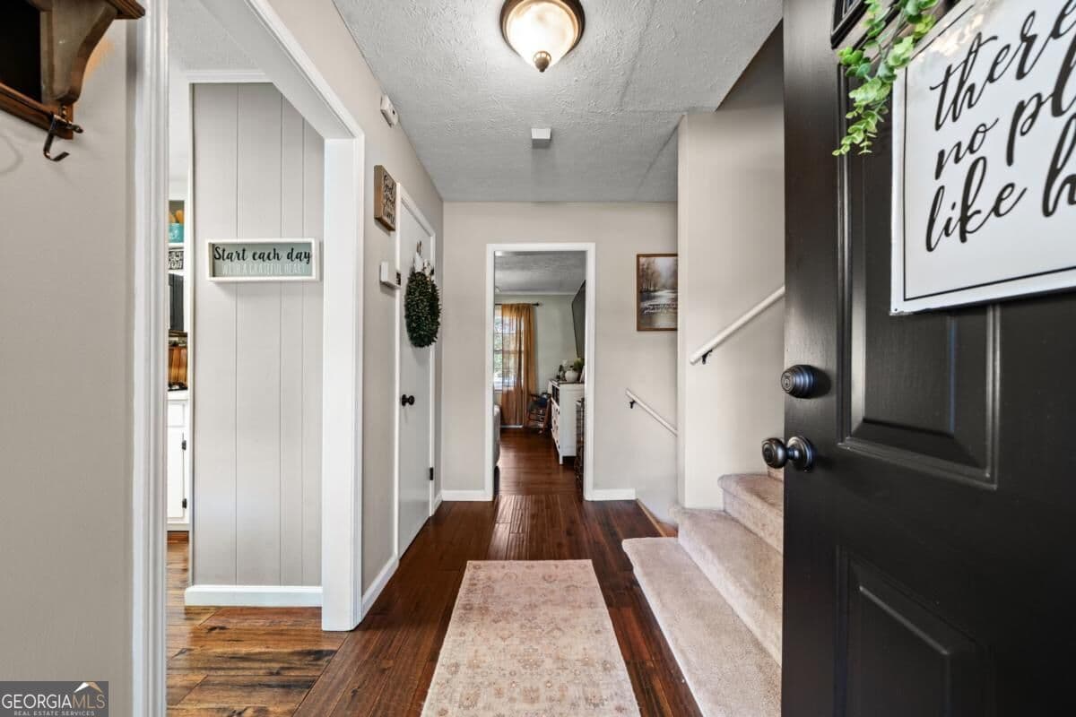 5 bedroom, 2 bathroom, 1,659 sq ft single family residence for sale at 20 Oakdale Drive, Cartersville, GA 30120 — photo 5