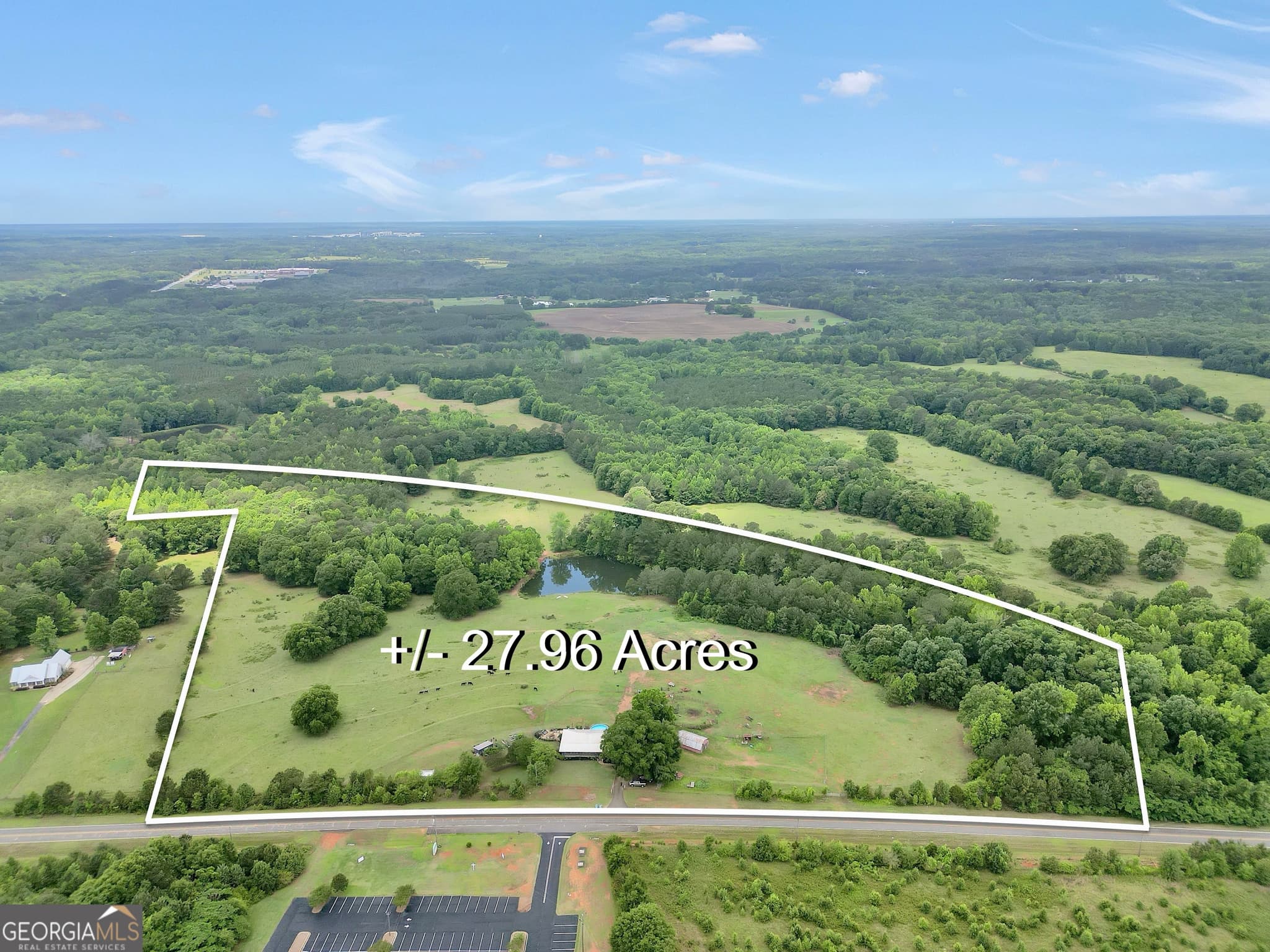 5 bedroom, 3.5 bathroom, 2,310 sq ft single family residence for sale at 876 Simpson Mill Road, Locust Grove, GA 30248 — photo 3
