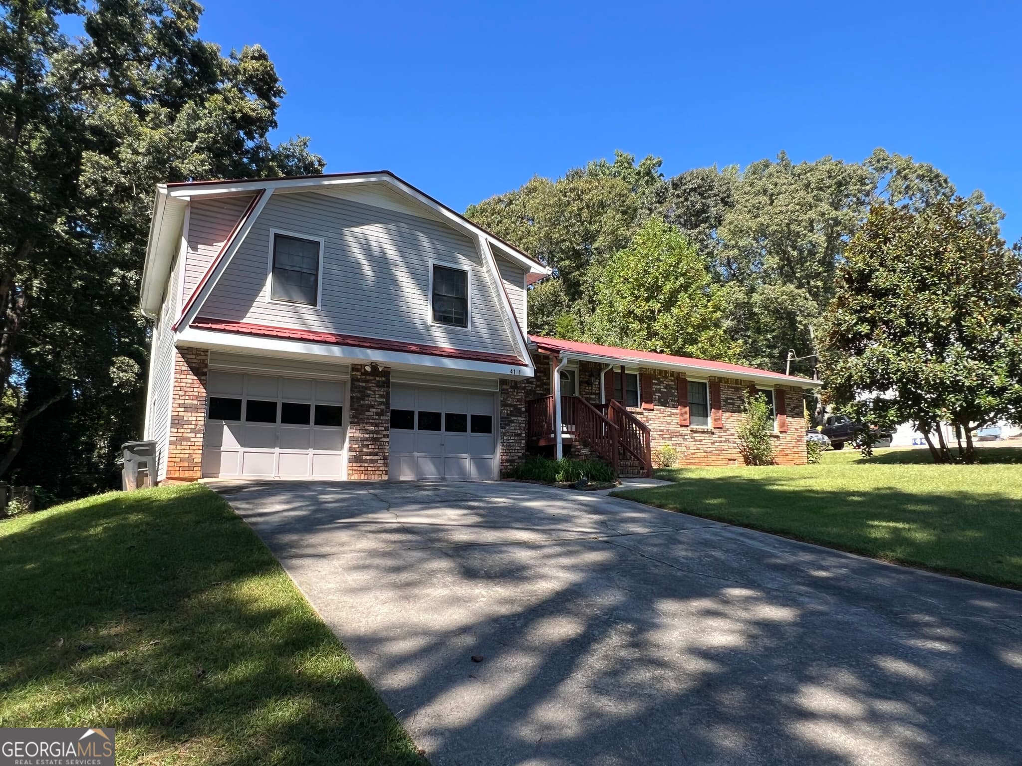 4 bedroom, 3 bathroom, 1,611 sq ft single family residence for rent at 4101 Springlake Circle, Buford, GA 30519 for $2,100 a month — photo 2