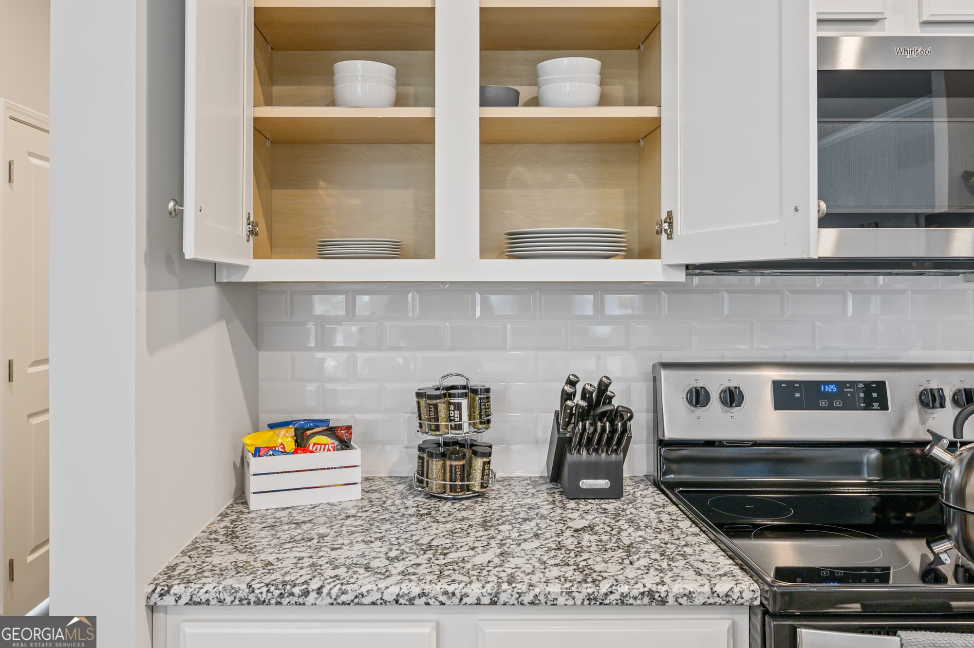 3 bedroom, 2.5 bathroom single family residence for rent at 2059 Pinnacle Walk Drive, Norcross, GA 30071 for $5,049 a month — photo 10