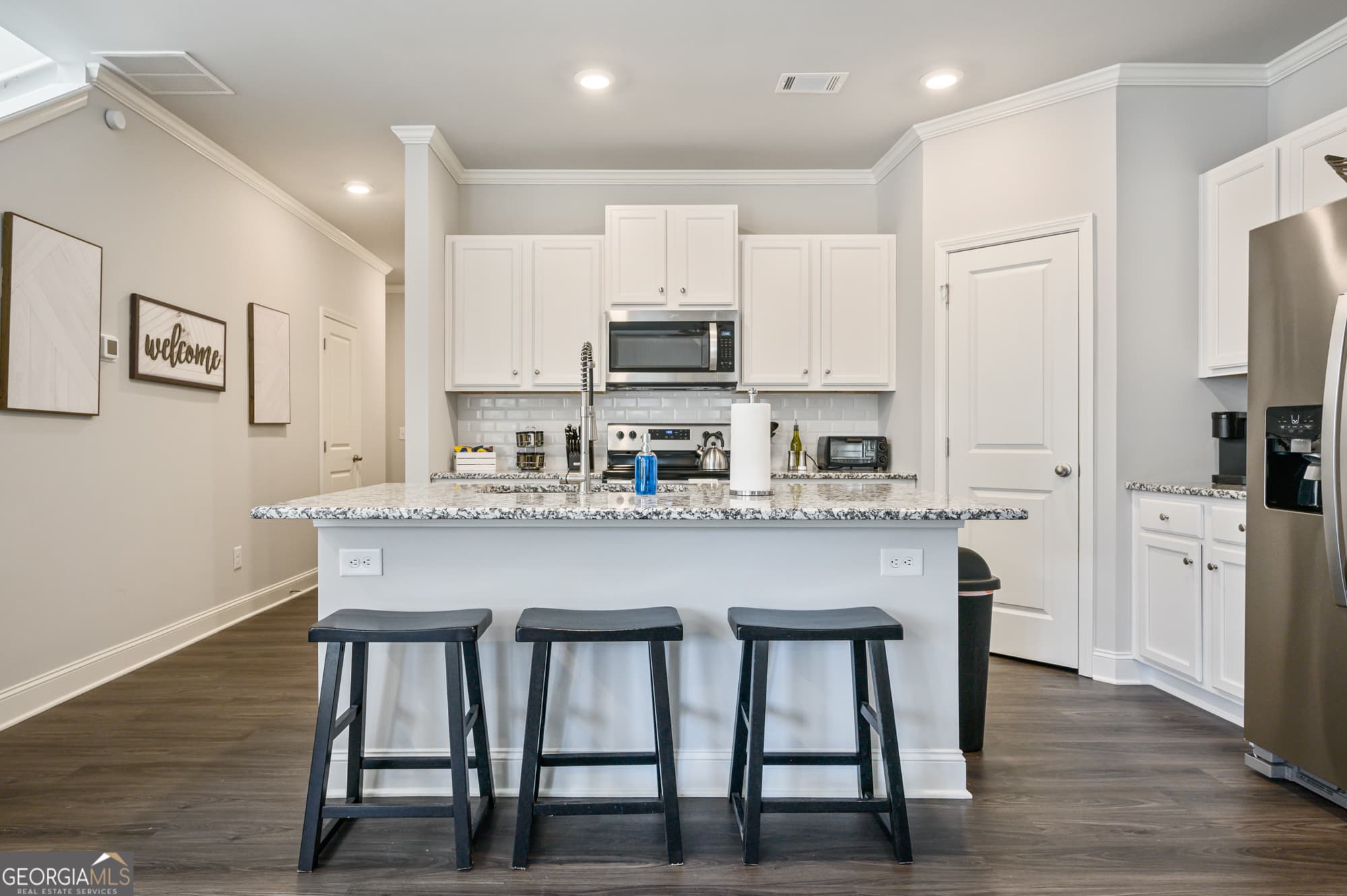 3 bedroom, 2.5 bathroom single family residence for rent at 2059 Pinnacle Walk Drive, Norcross, GA 30071 for $5,049 a month — photo 8