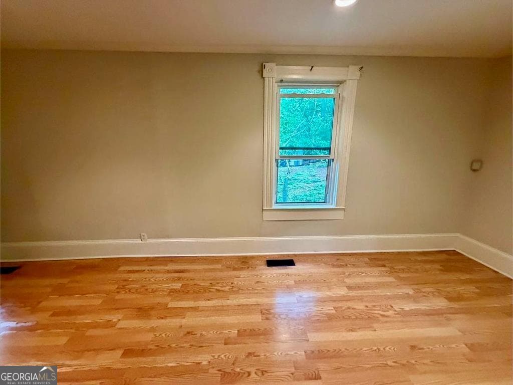 3 bedroom, 2 bathroom, 1,508 sq ft single family residence for sale at 1821 E Farris Avenue, Atlanta, GA 30344 — photo 8