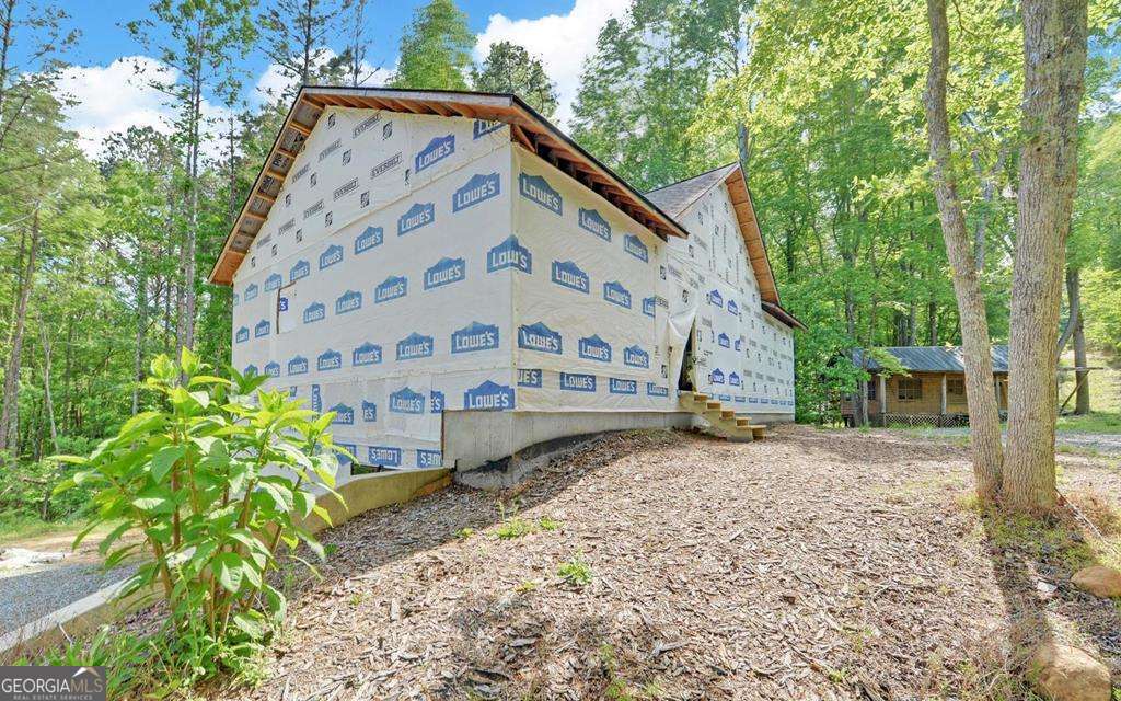 3 bedroom, 2 bathroom, 3,000 sq ft cabin,single family residence sold at 51 Wendy Hill Road, Talking Rock, GA 30175