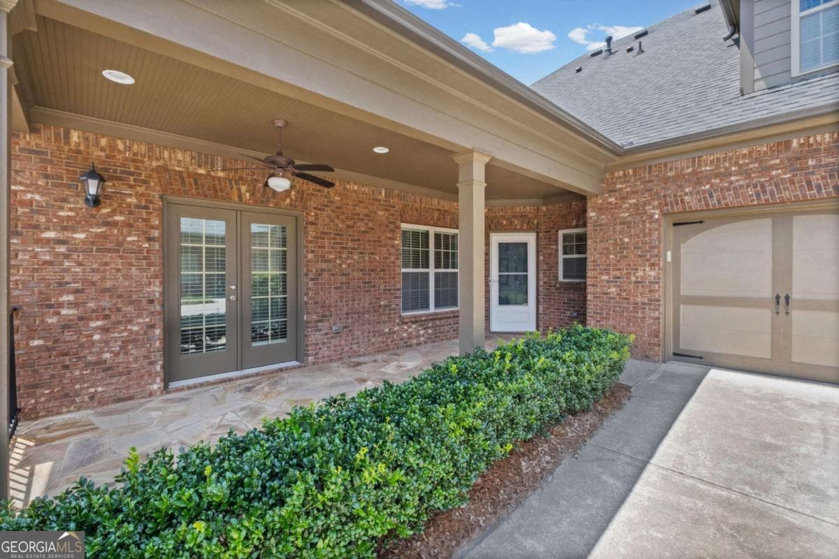 3 bedroom, 3 bathroom, 2,230 sq ft condominium for sale at 4206 Lanier Ridge Walk 504, Cumming, GA 30041 — photo 4