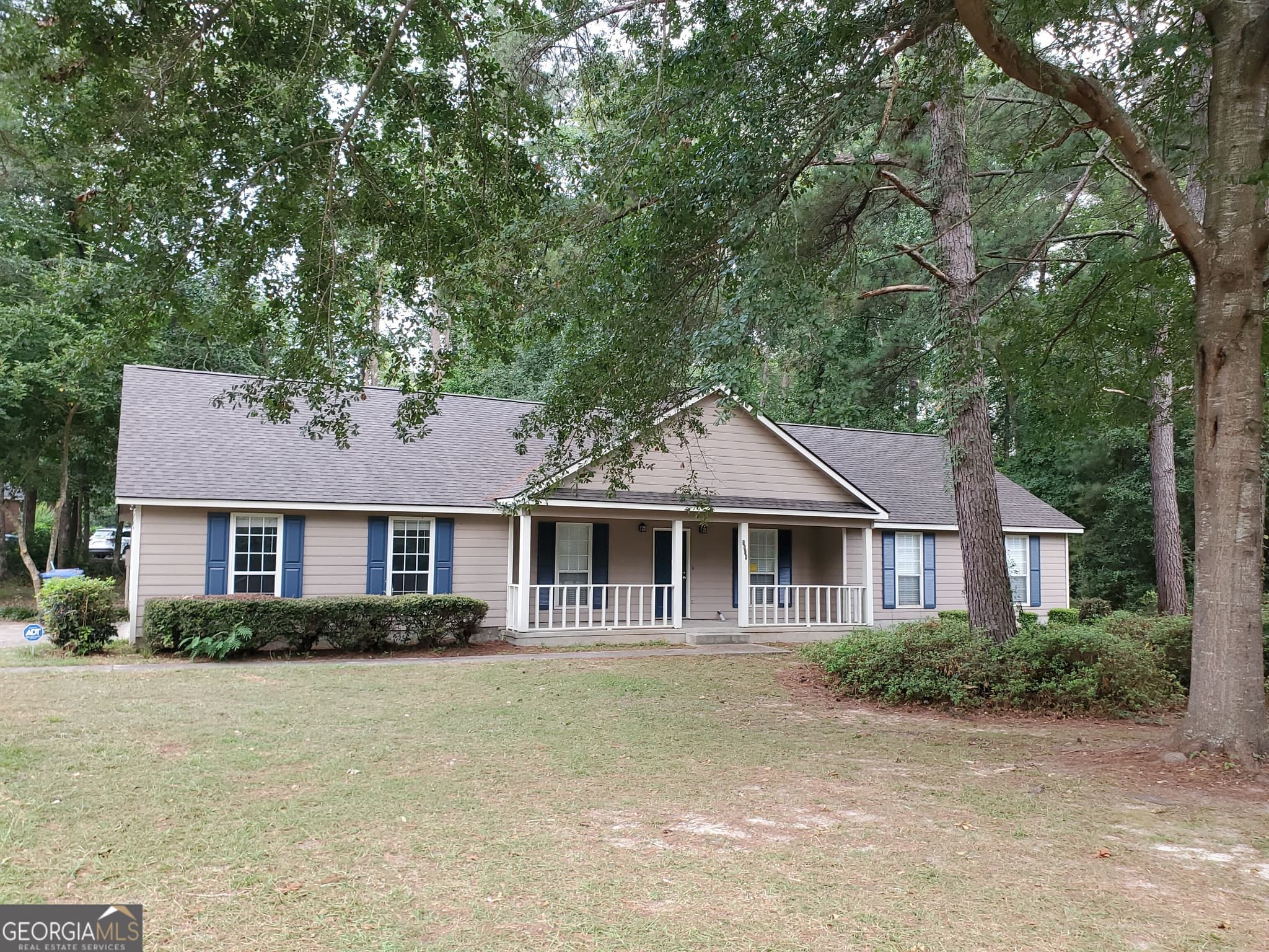 3 bedroom, 2 bathroom single family residence for rent at 1111 Brookhaven Drive, Dublin, GA 31021 for $1,900 a month — photo 4