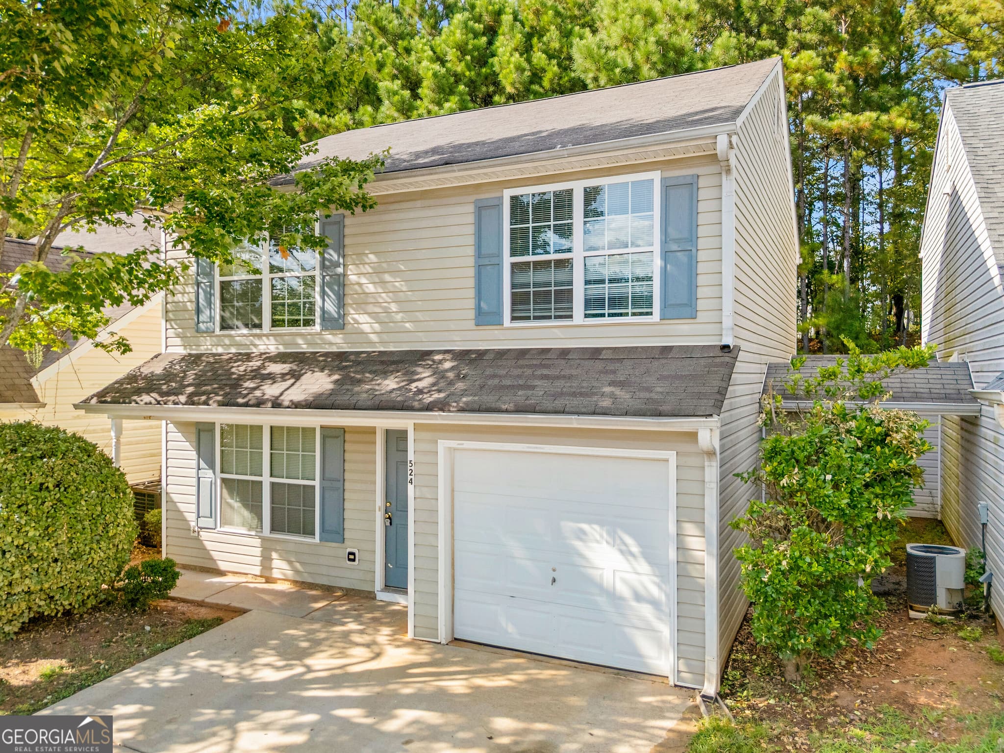 3 bedroom, 2.5 bathroom, 1,404 sq ft single family residence for sale at 524 Jaclyn Circle, Mcdonough, GA 30253 — photo 1 of 27