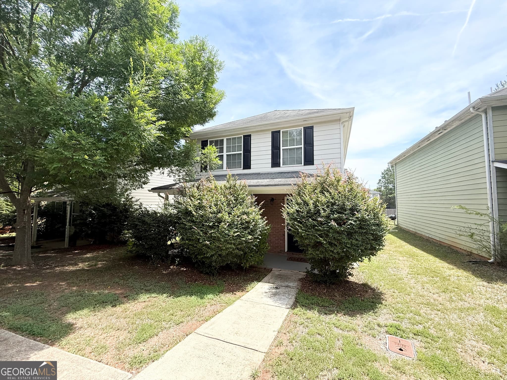 3 bedroom, 2.5 bathroom, 1,953 sq ft single family residence for sale at 6113 Lynxs Circle, Covington, GA 30014 — photo 2