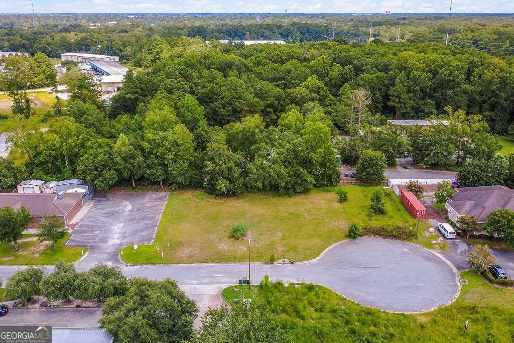 commercial under contract at 120 Horizon Park Drive, Savannah, GA 31405 — photo 4