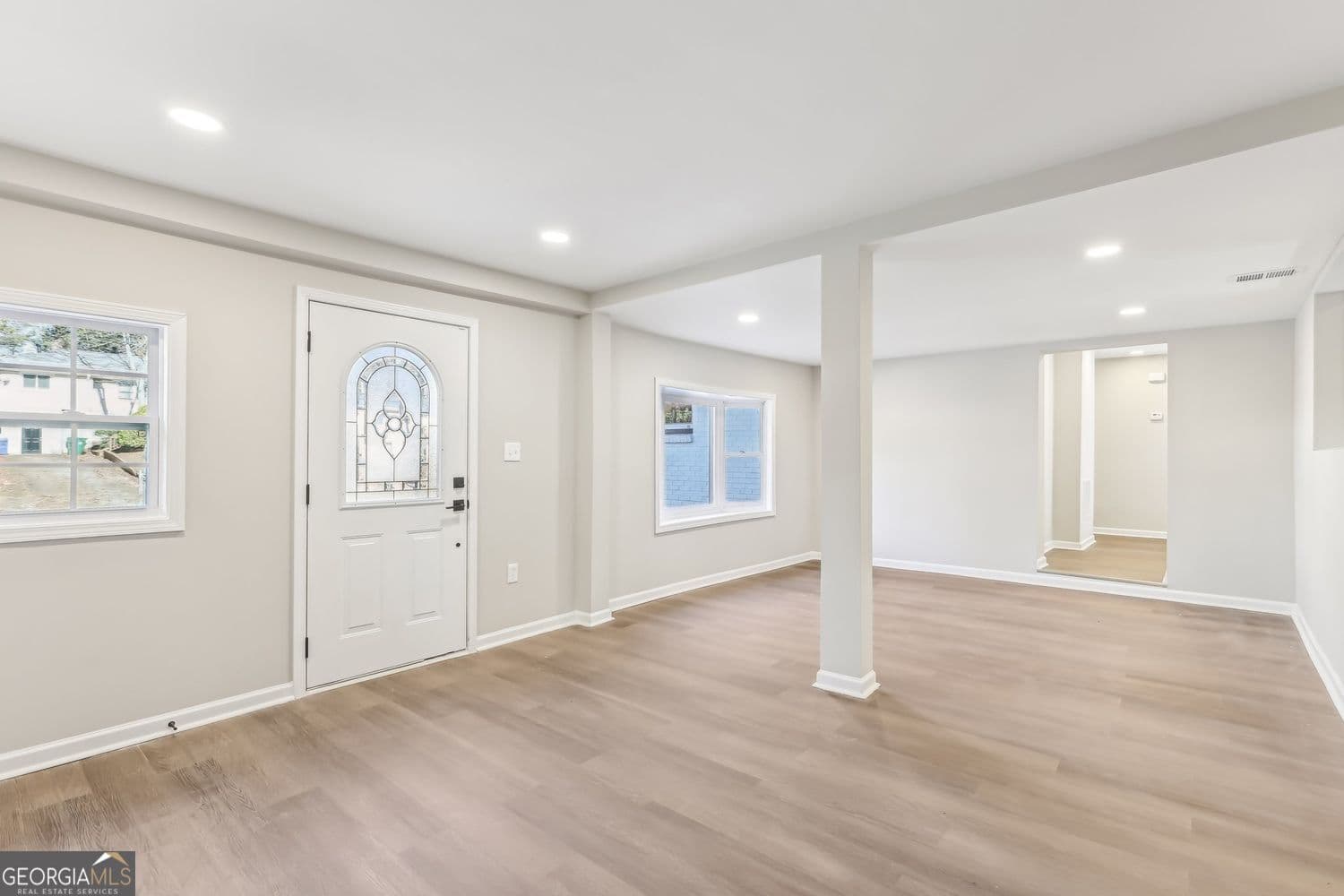 3 bedroom, 2 bathroom, 1,711 sq ft single family residence for sale at 2907 Monterey Drive, Decatur, GA 30032 — photo 5