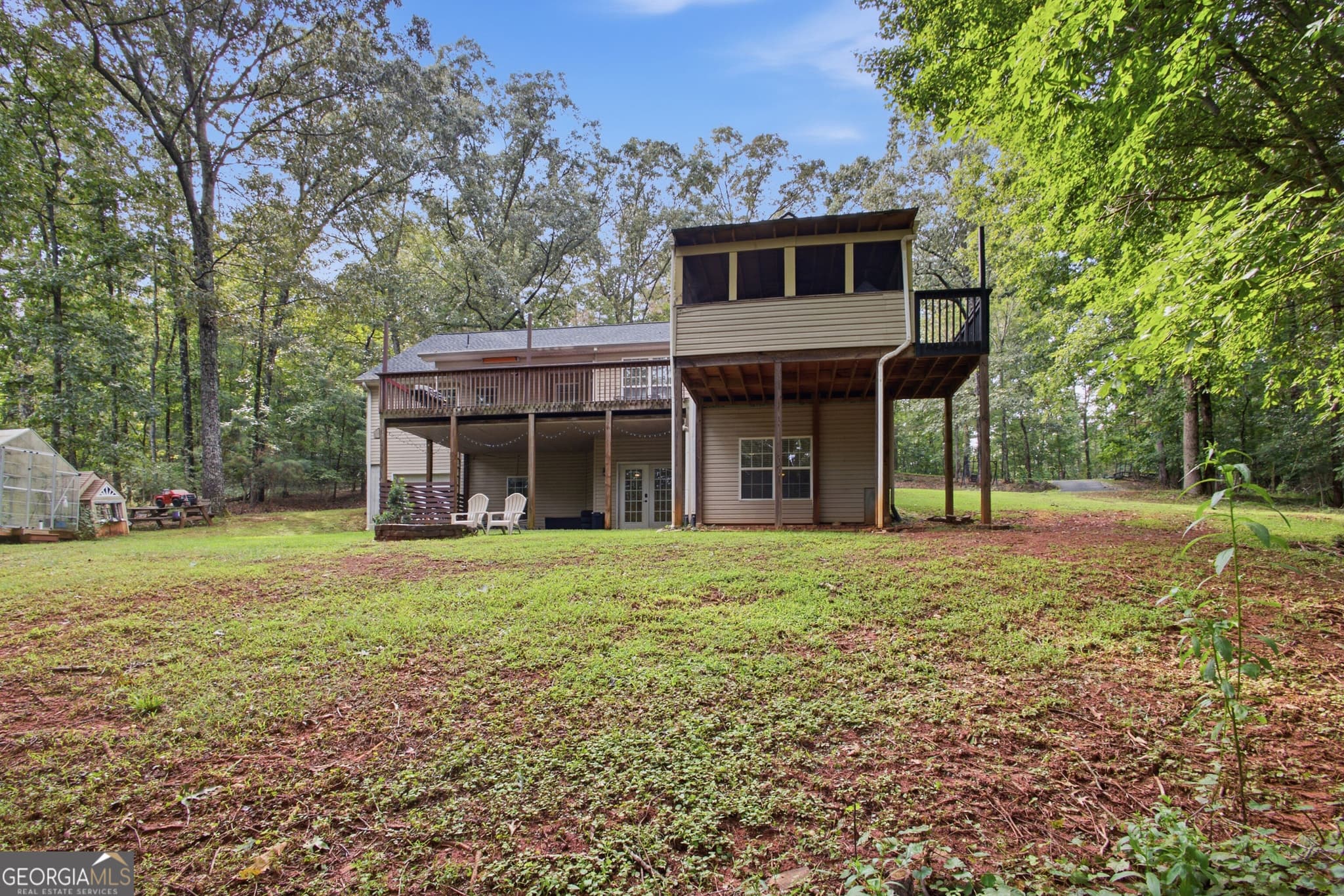 5 bedroom, 3 bathroom, 4,006 sq ft single family residence for sale at 192 Sweetbriar Drive, Demorest, GA 30535 — photo 6
